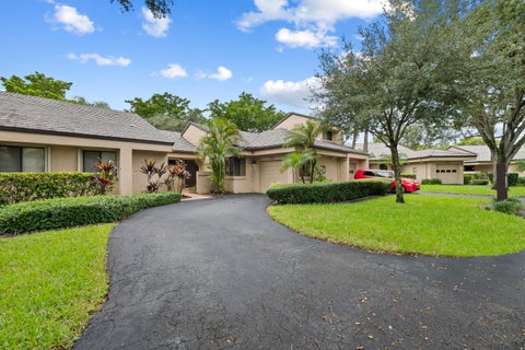 Tiny photo for 9212 CHELSEA Drive N, Plantation, FL 33324 (MLS # B26080309)