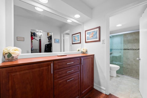 Tiny photo for 9212 CHELSEA Drive N, Plantation, FL 33324 (MLS # B26080309)