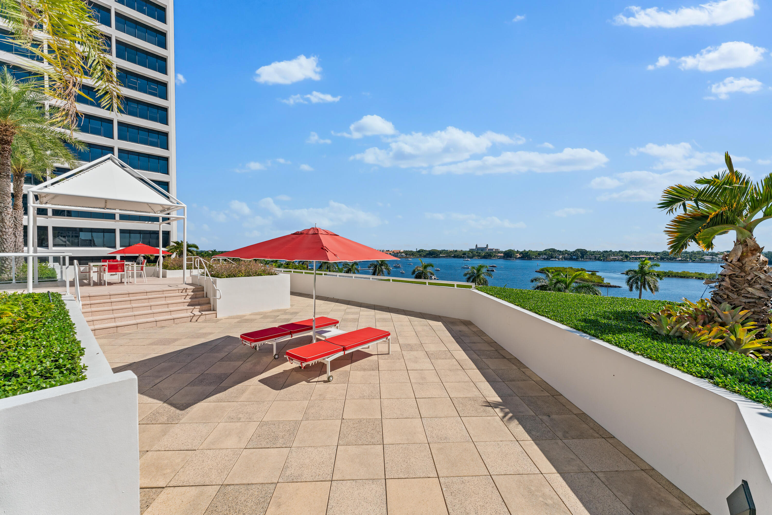 Plaza of the Palm Beaches - Residential