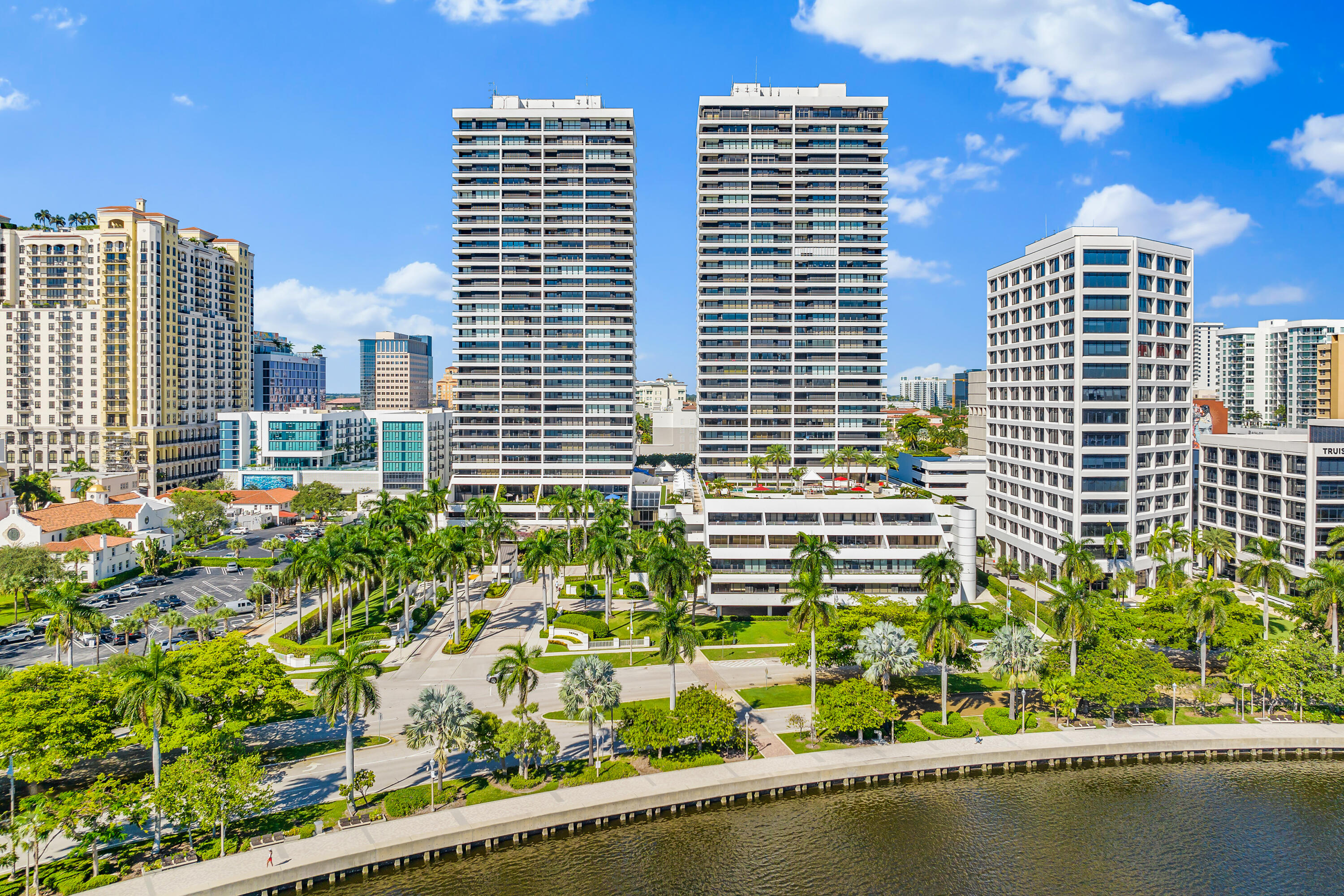 Plaza of the Palm Beaches - Residential