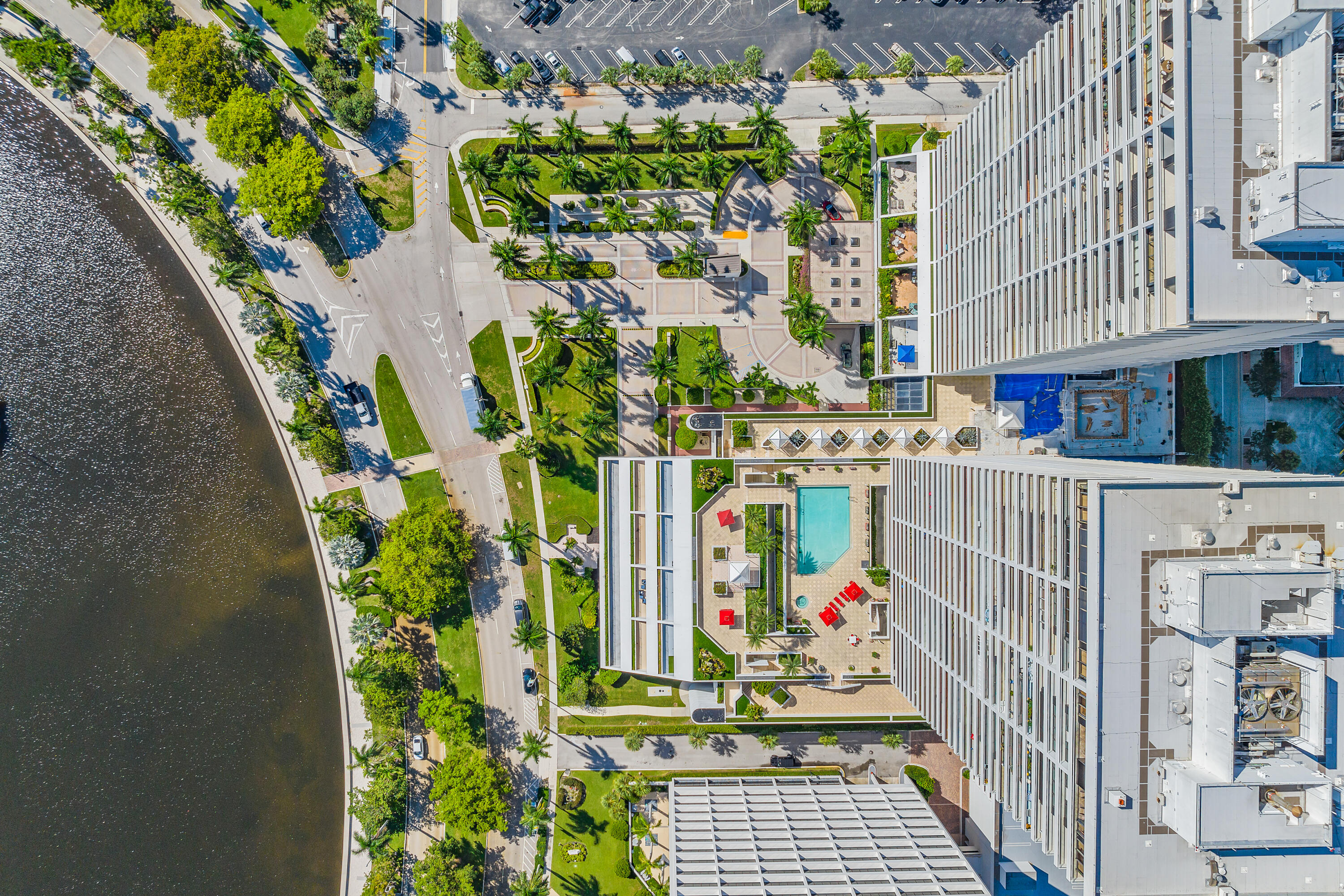 Plaza of the Palm Beaches - Residential