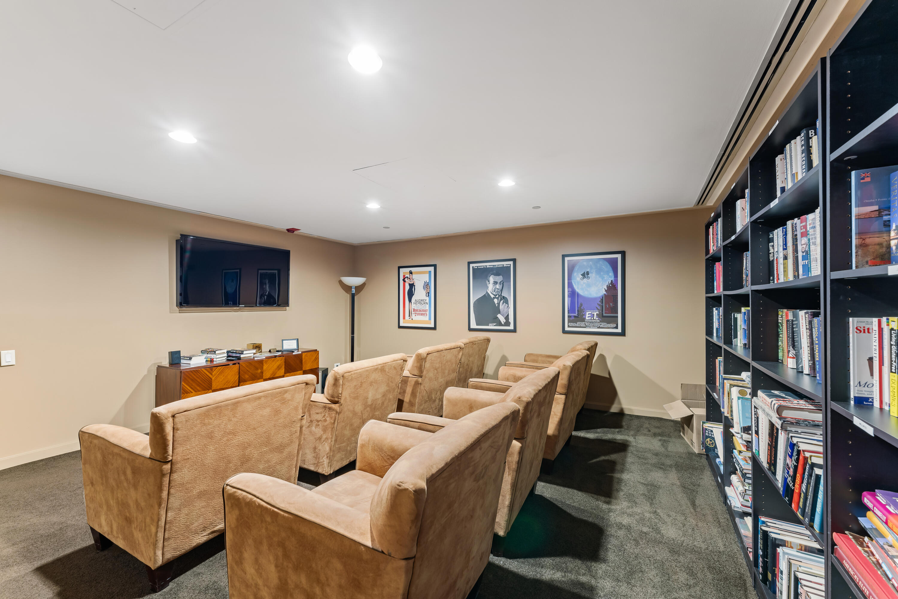 Plaza of the Palm Beaches - Residential