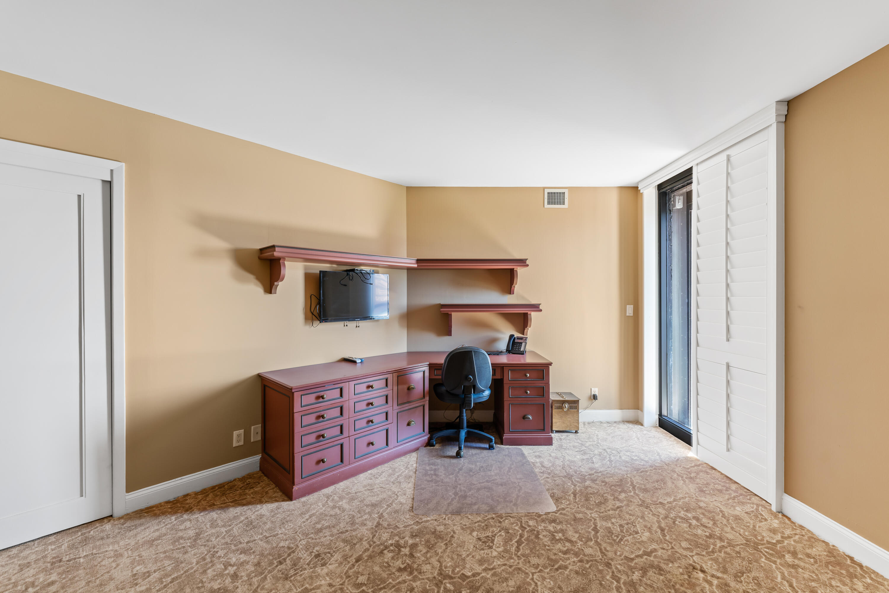 Plaza of the Palm Beaches - Residential