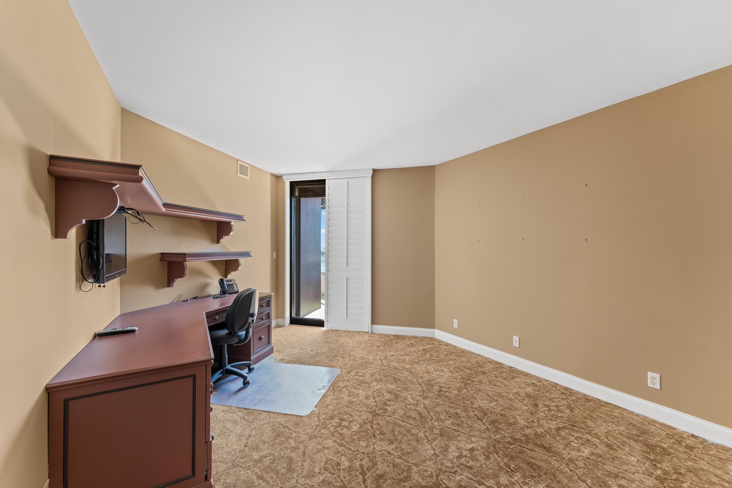 Plaza of the Palm Beaches - Residential