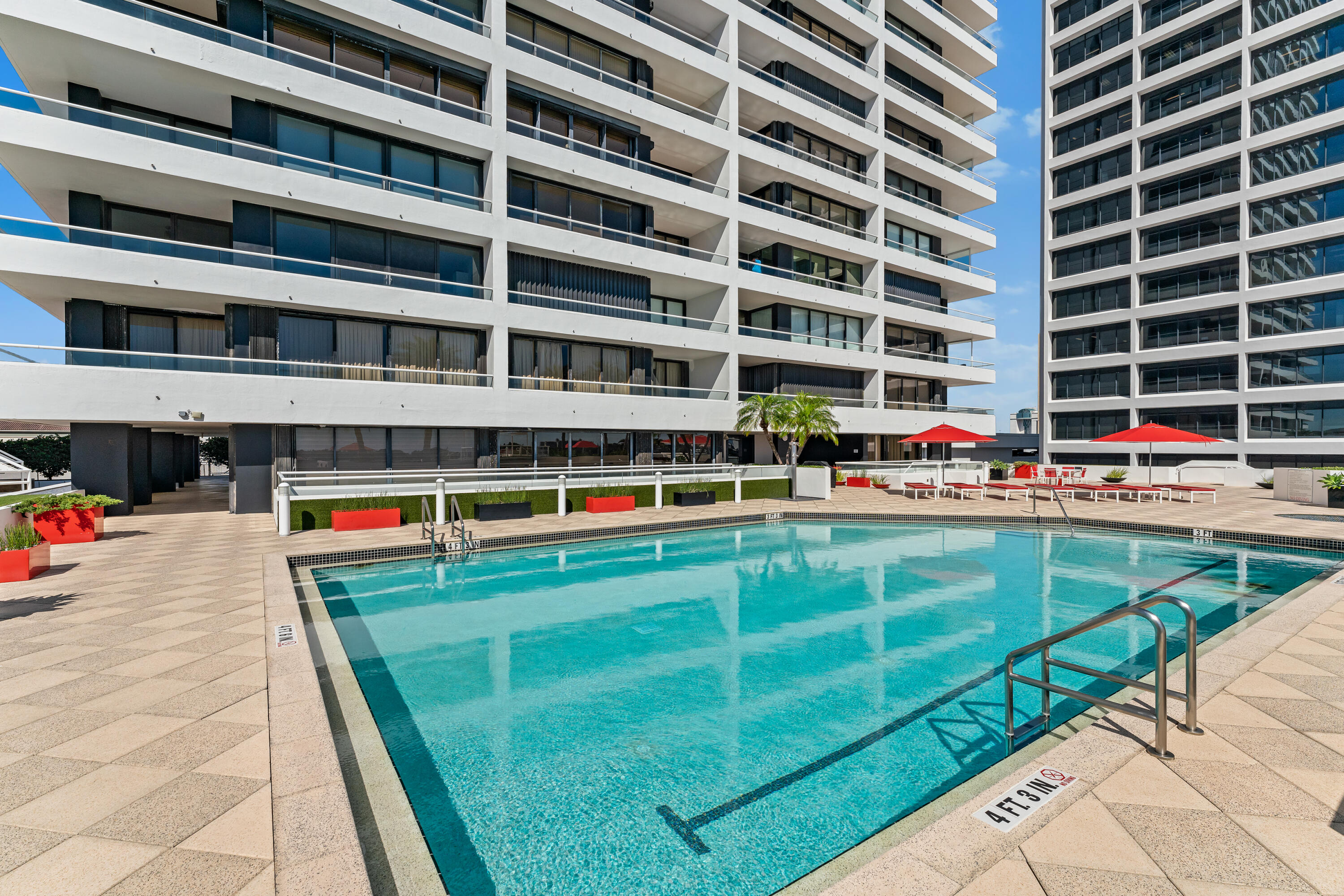 Plaza of the Palm Beaches - Residential