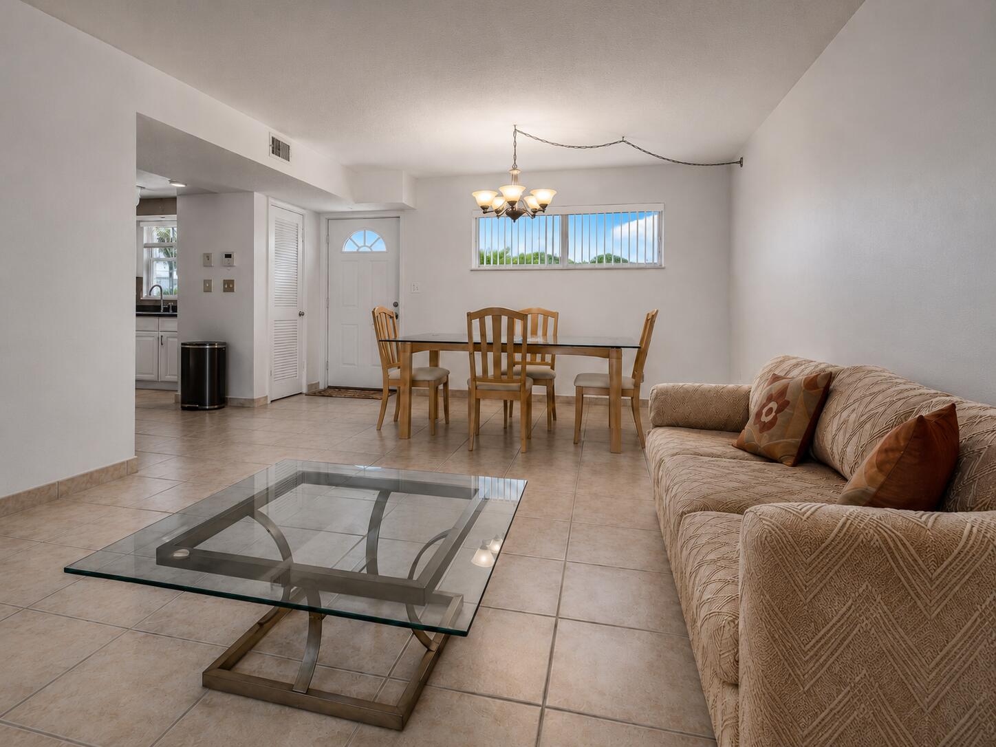 8962 S Hollybrook Boulevard 205