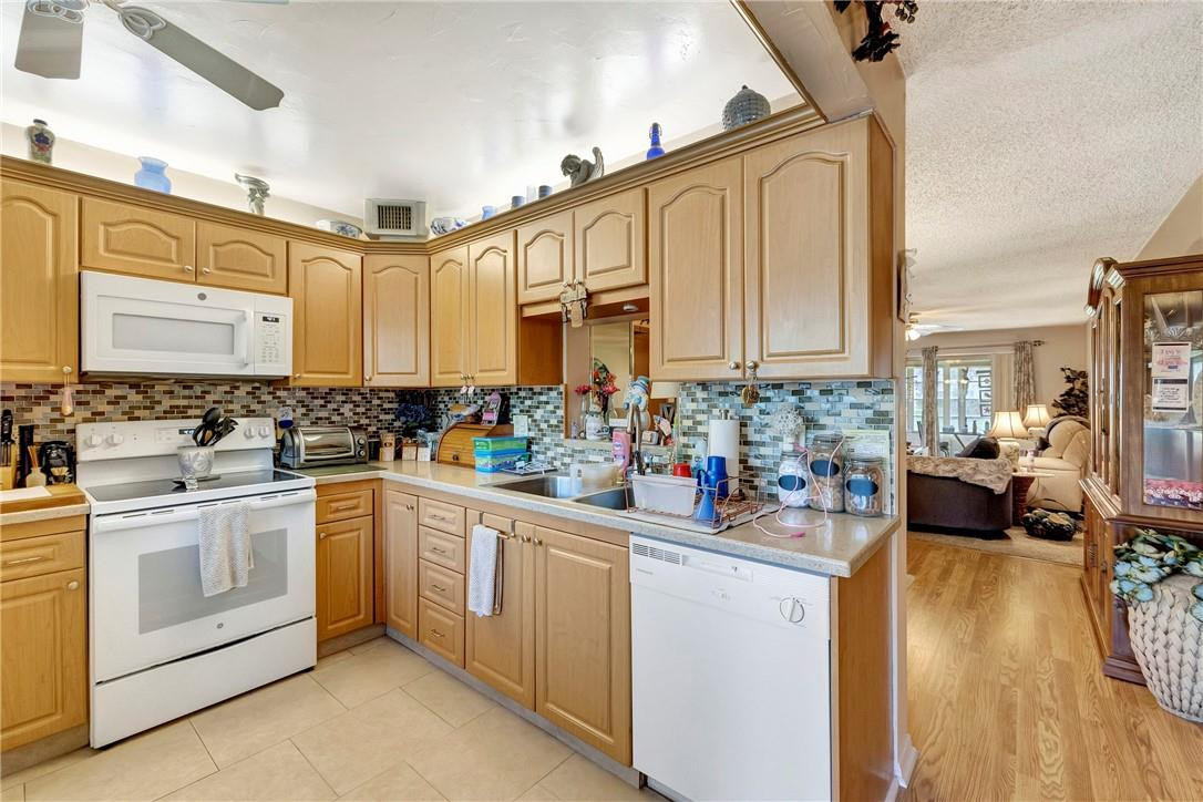 WYNMOOR VILLAGE - Residential
