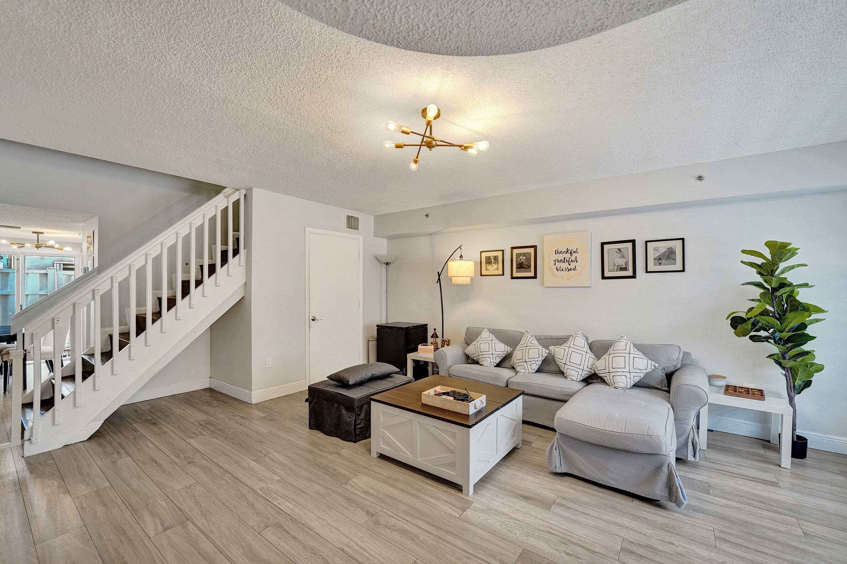 173 Riviera Circle