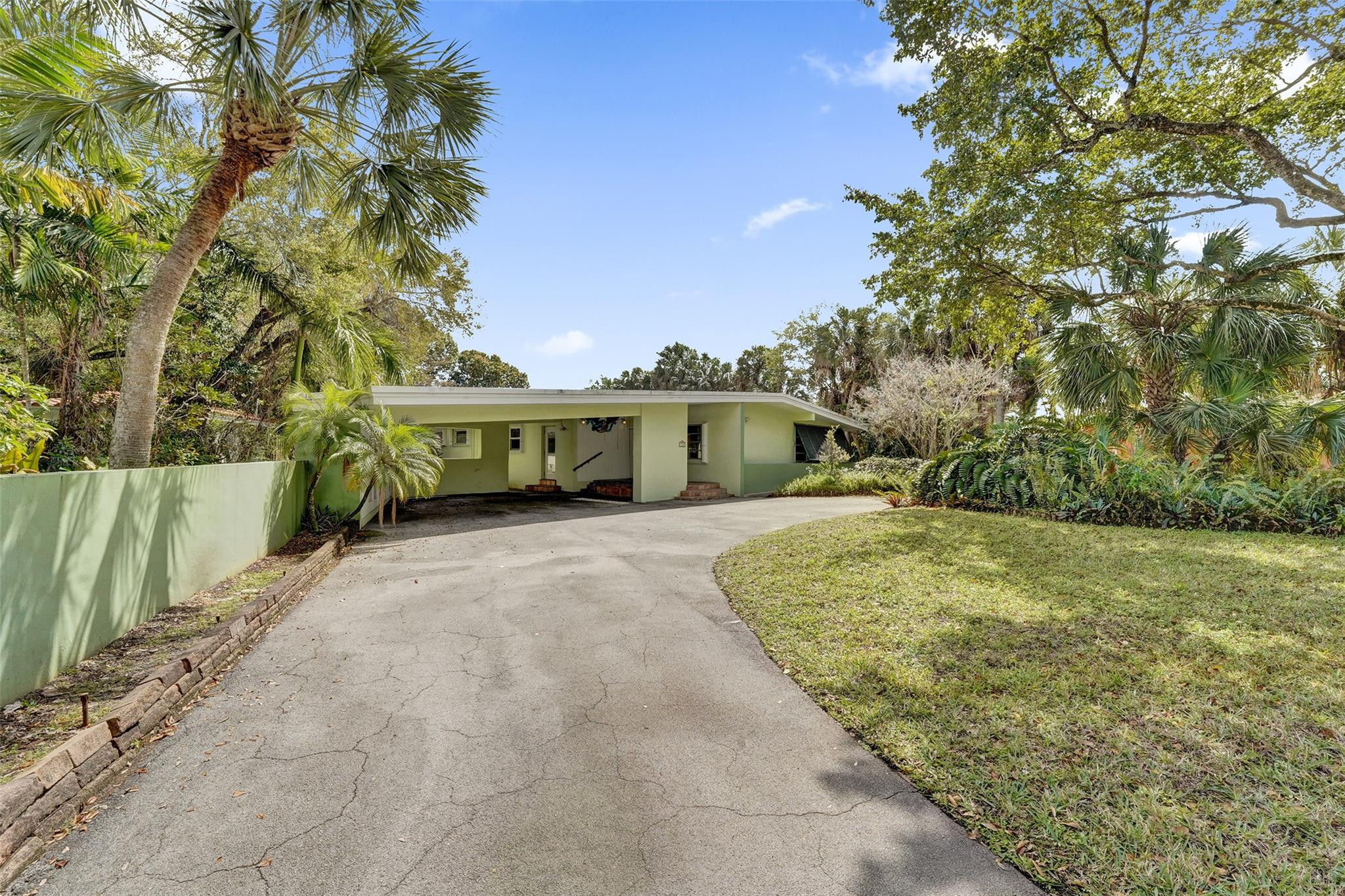 Country Club Estates - Residential