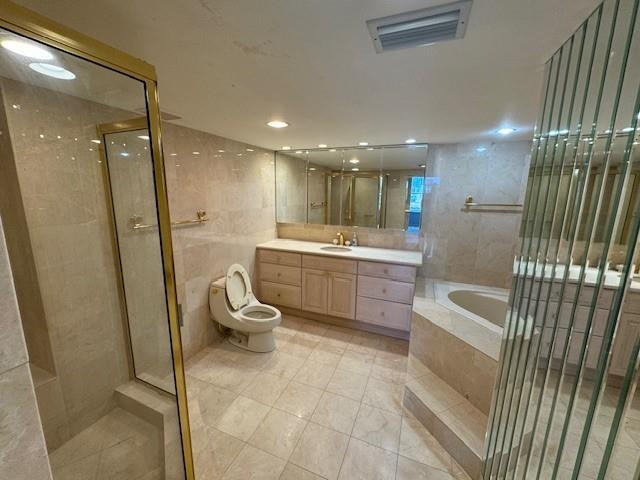 Winston Towers 300 - Residential