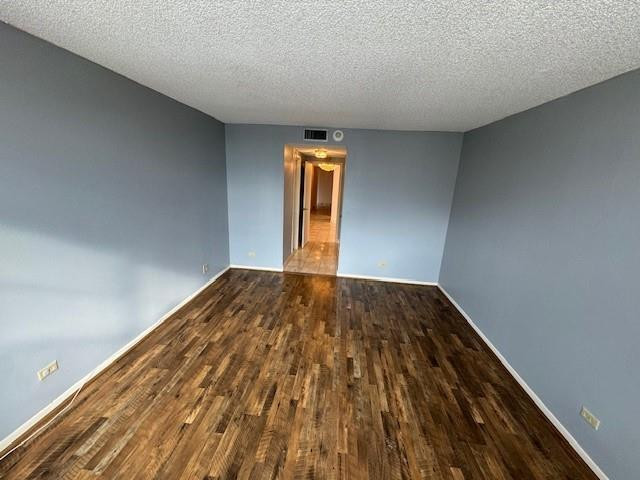 Winston Towers 300 - Residential