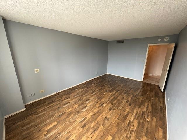 Winston Towers 300 - Residential