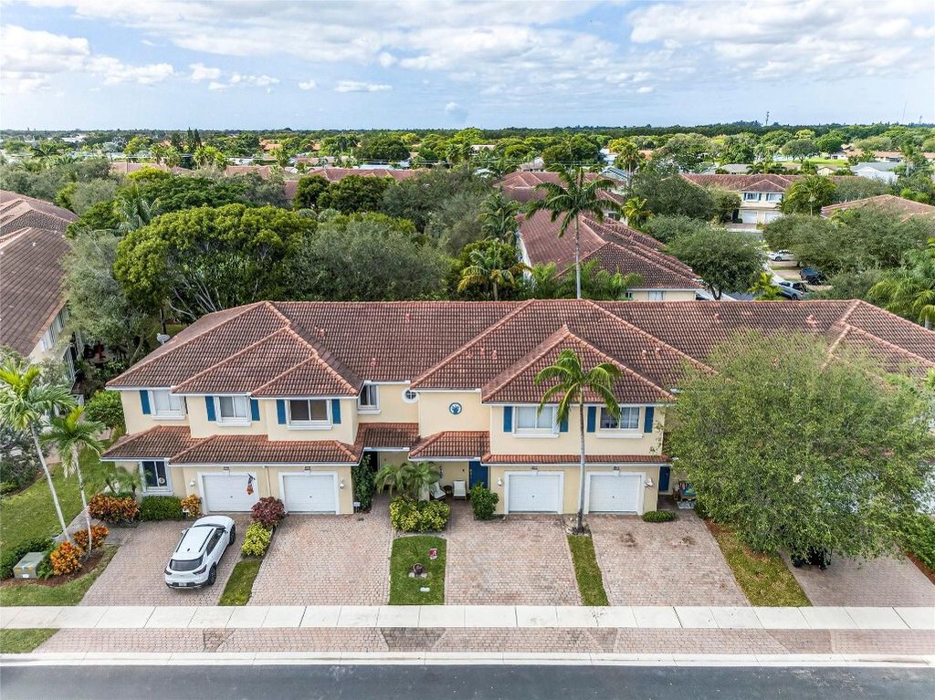 Photo of 3077 N Evergreen Circle #3077, Boynton Beach, FL 33426 (MLS # F10535048)