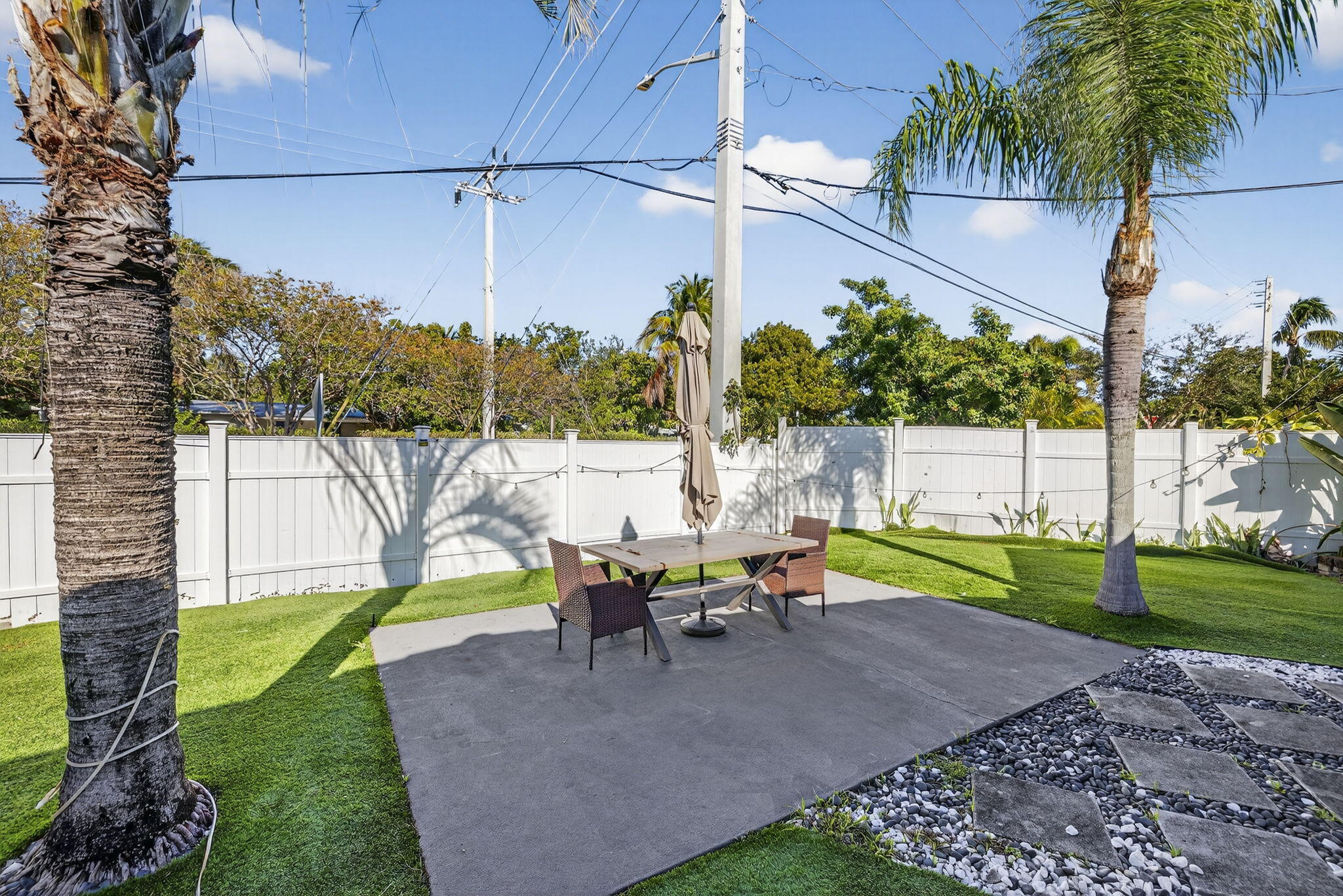 BEACHWAY ESTATES - Residential Lease