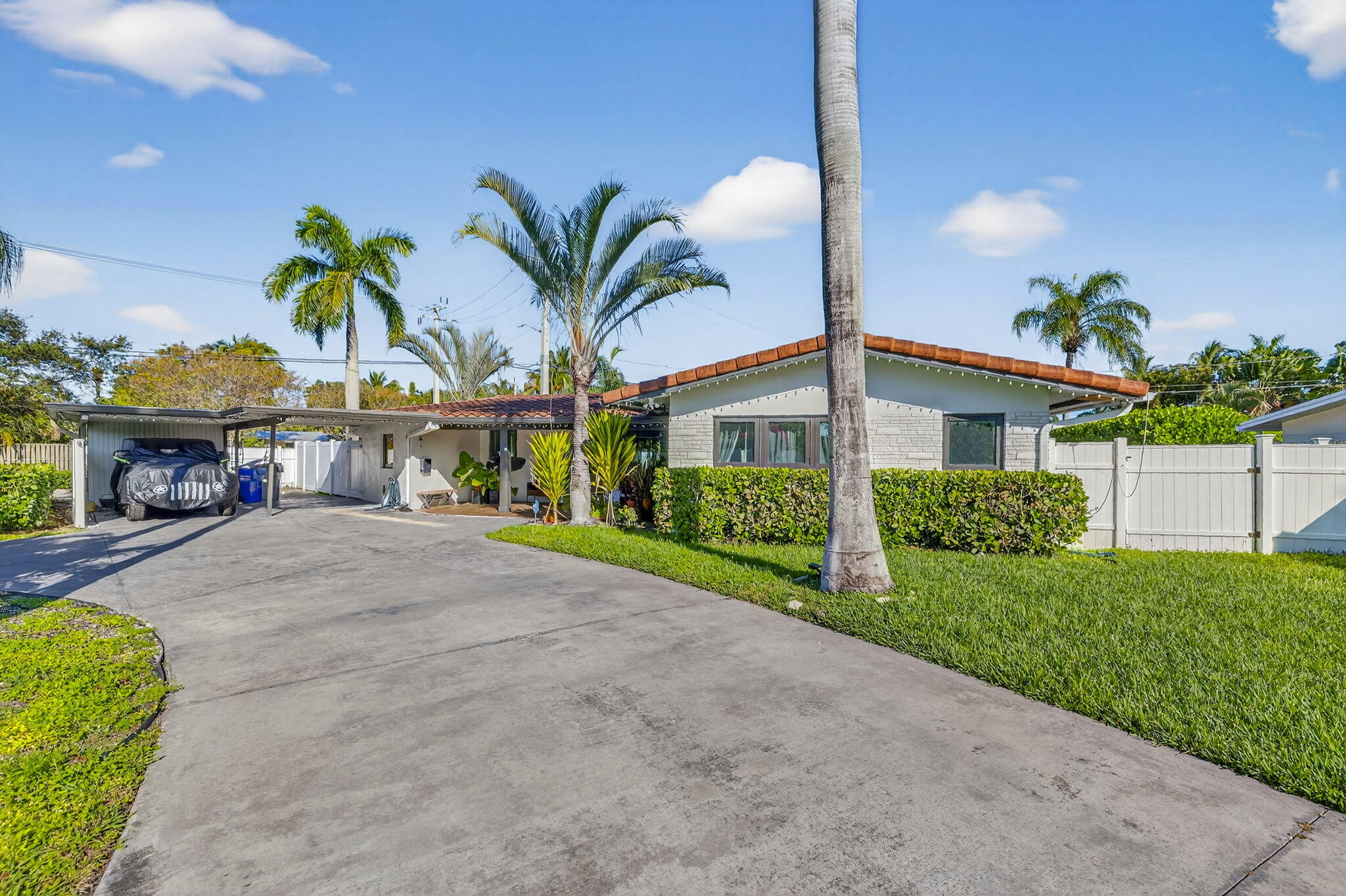 BEACHWAY ESTATES - Residential Lease