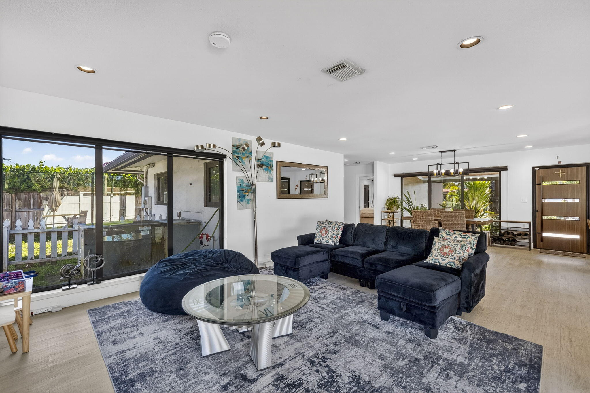 BEACHWAY ESTATES - Residential Lease