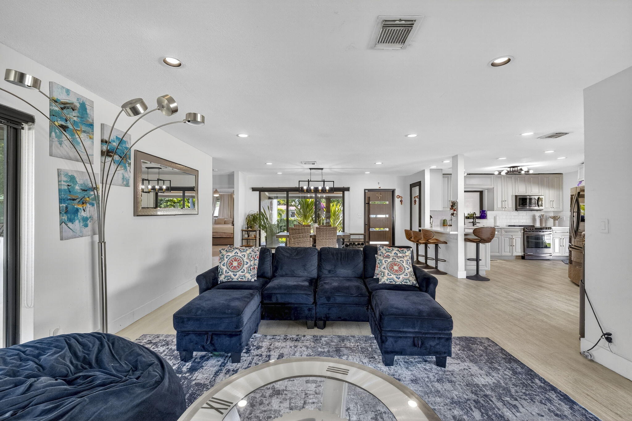 BEACHWAY ESTATES - Residential Lease