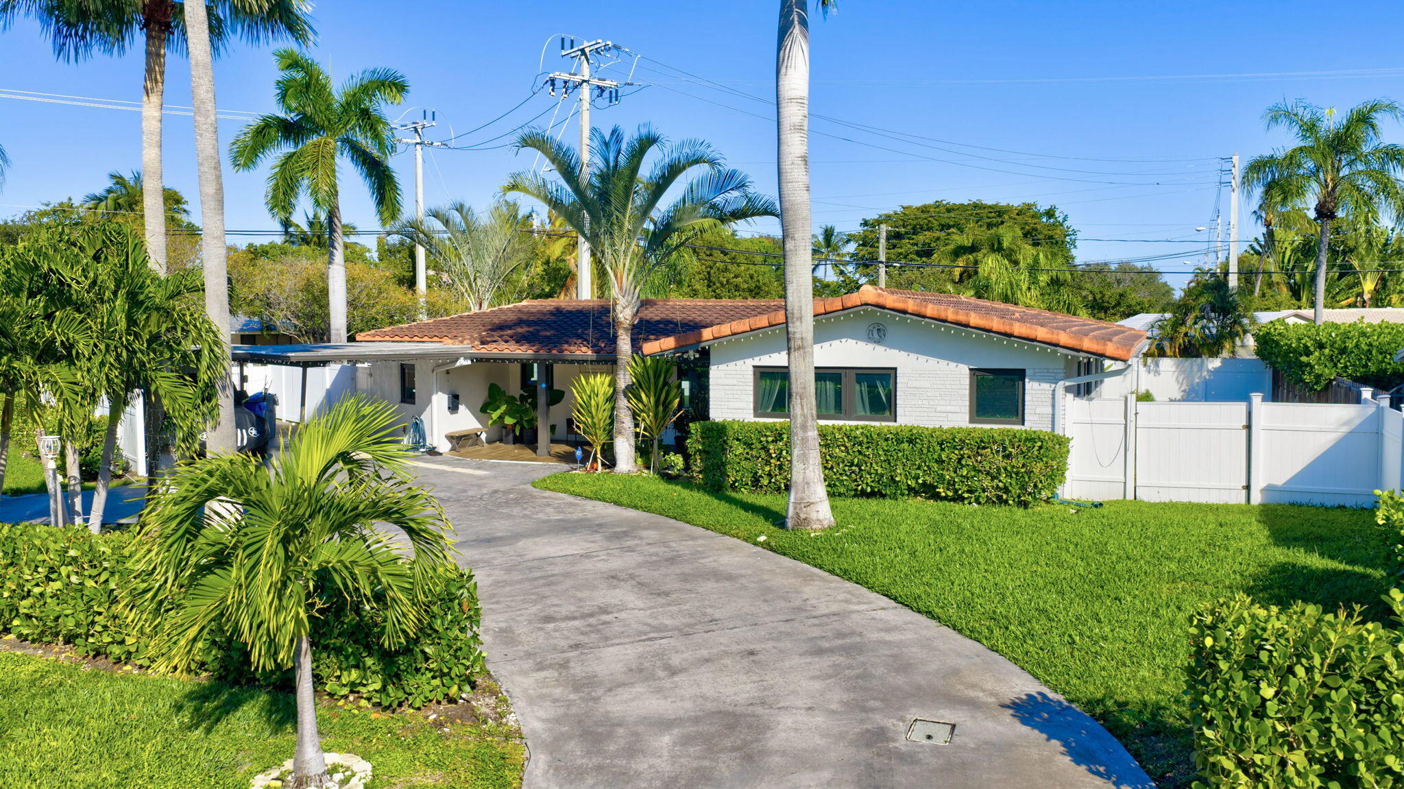 BEACHWAY ESTATES - Residential Lease