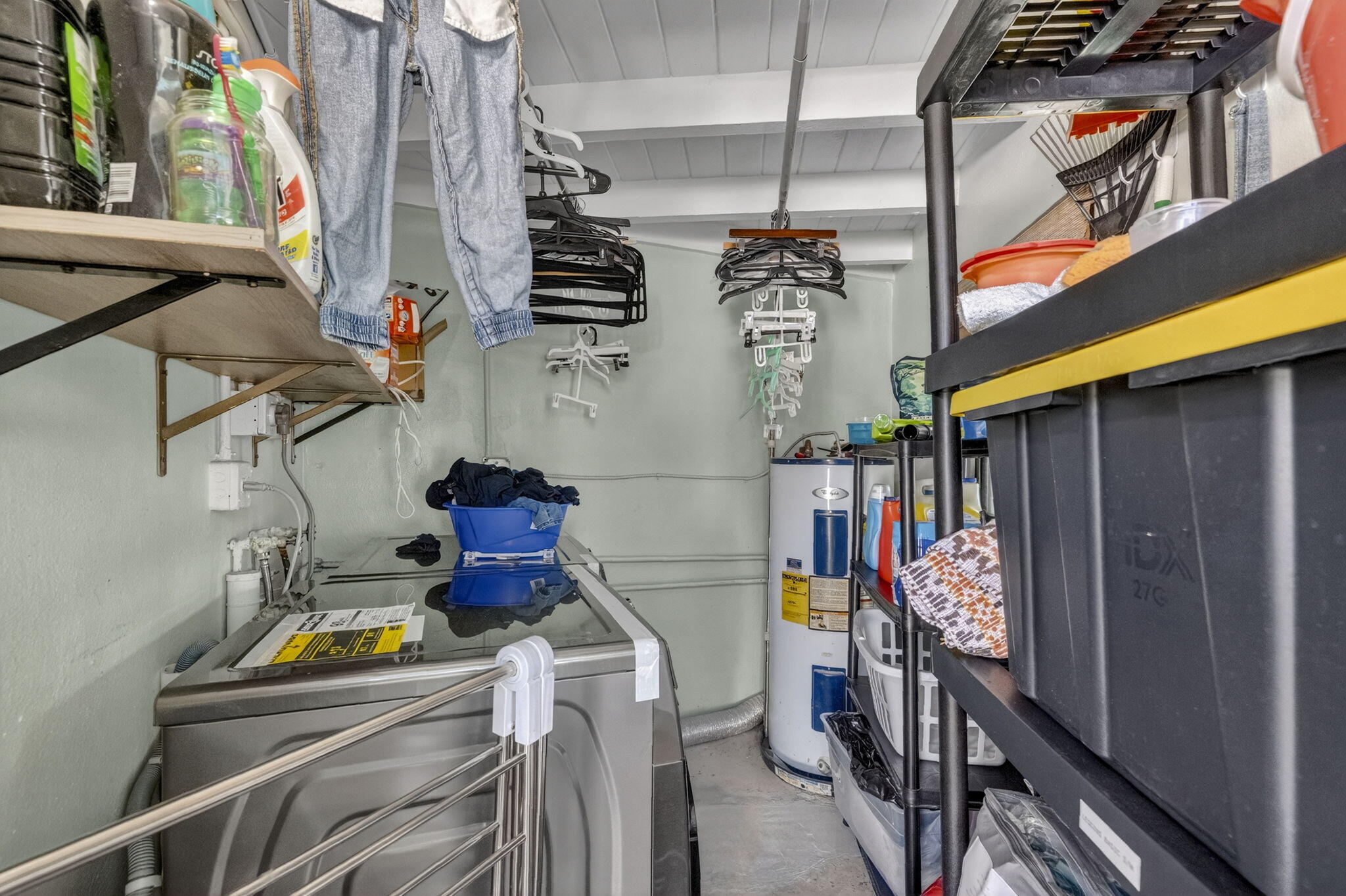 BEACHWAY ESTATES - Residential Lease