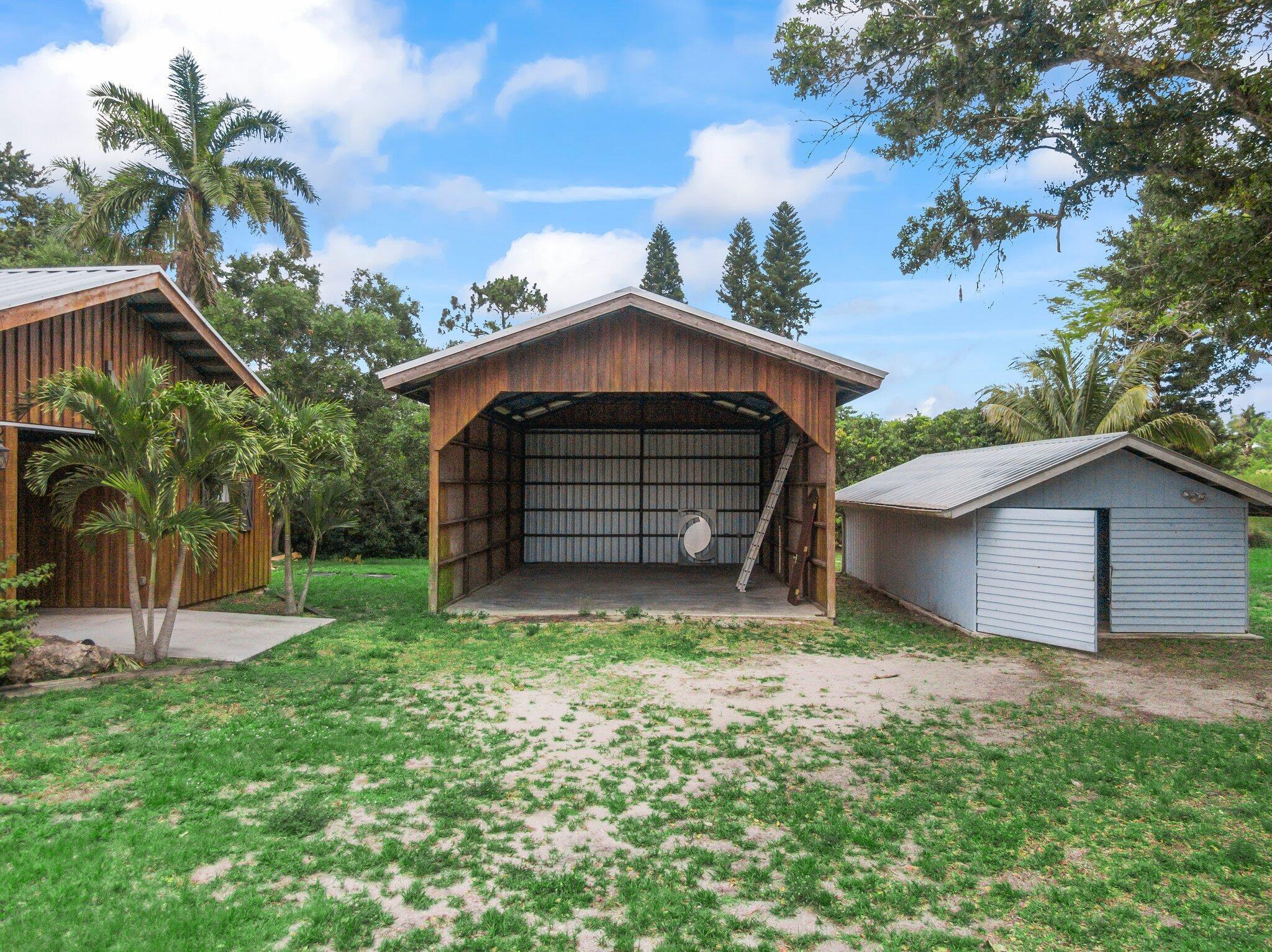 566100 SW Stuart ACREAGE - Residential Lease