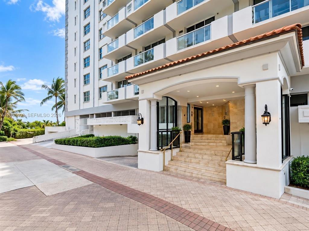 9195 COLLINS Avenue 1010