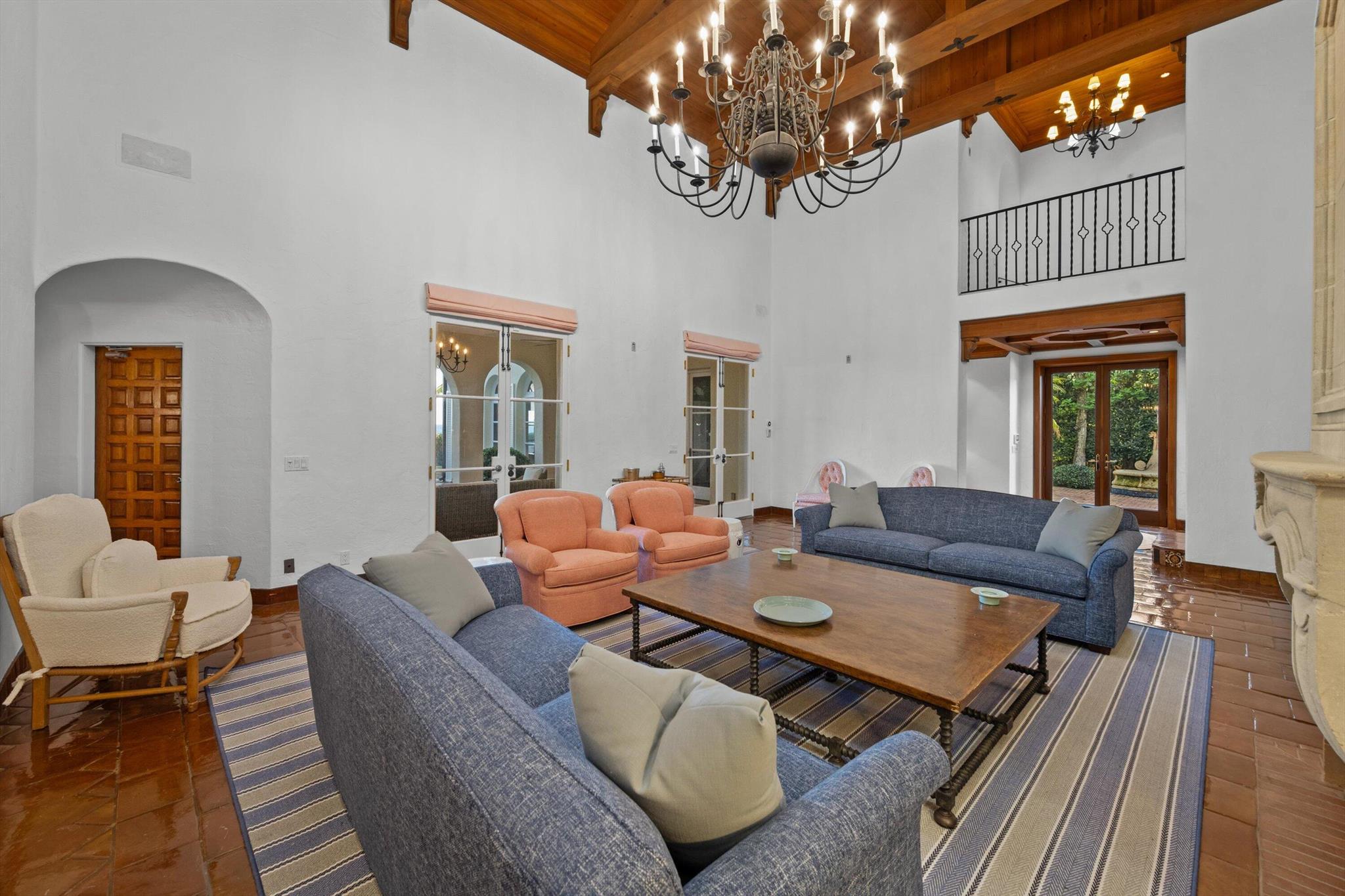 240 N Ocean Boulevard