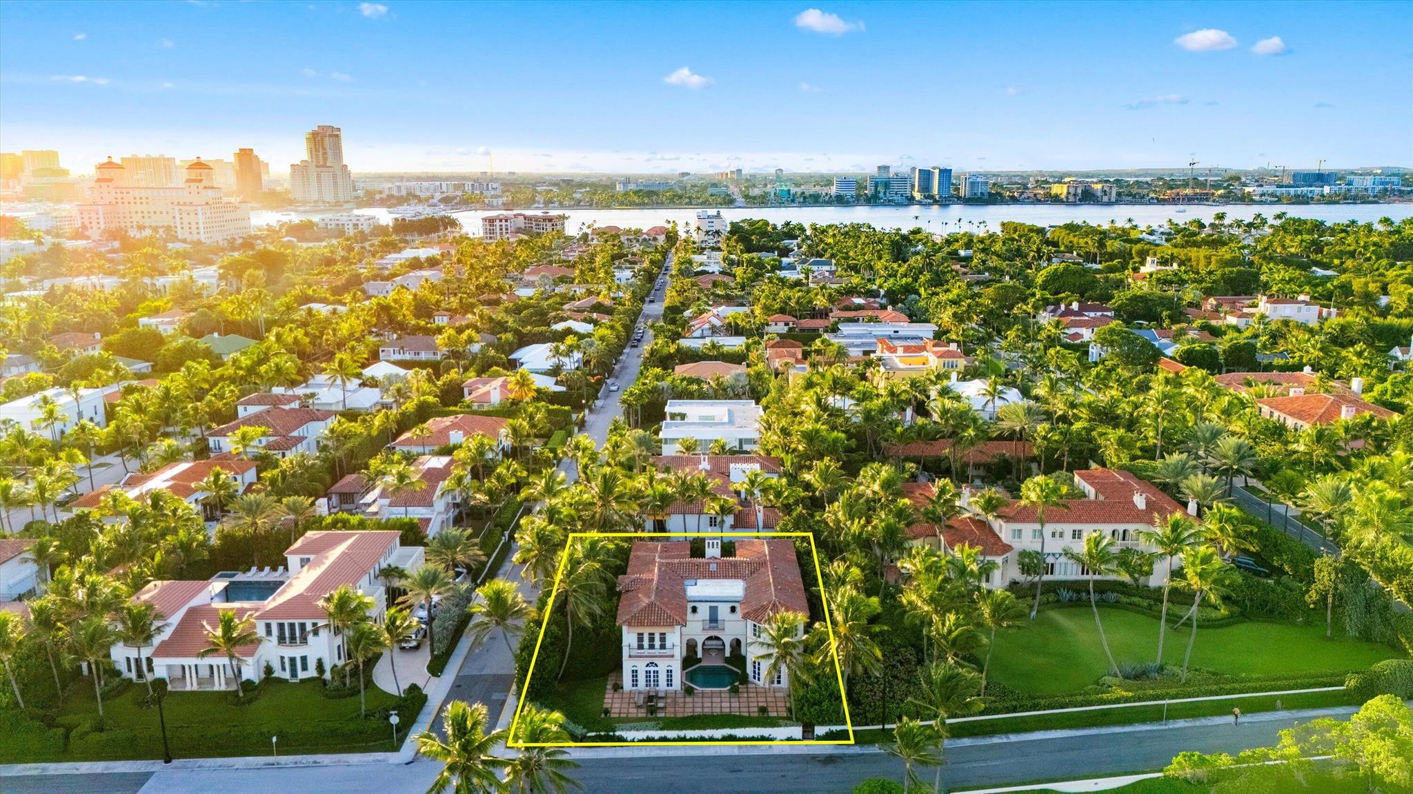 PROXIMITY PARK IN - Residential Lease