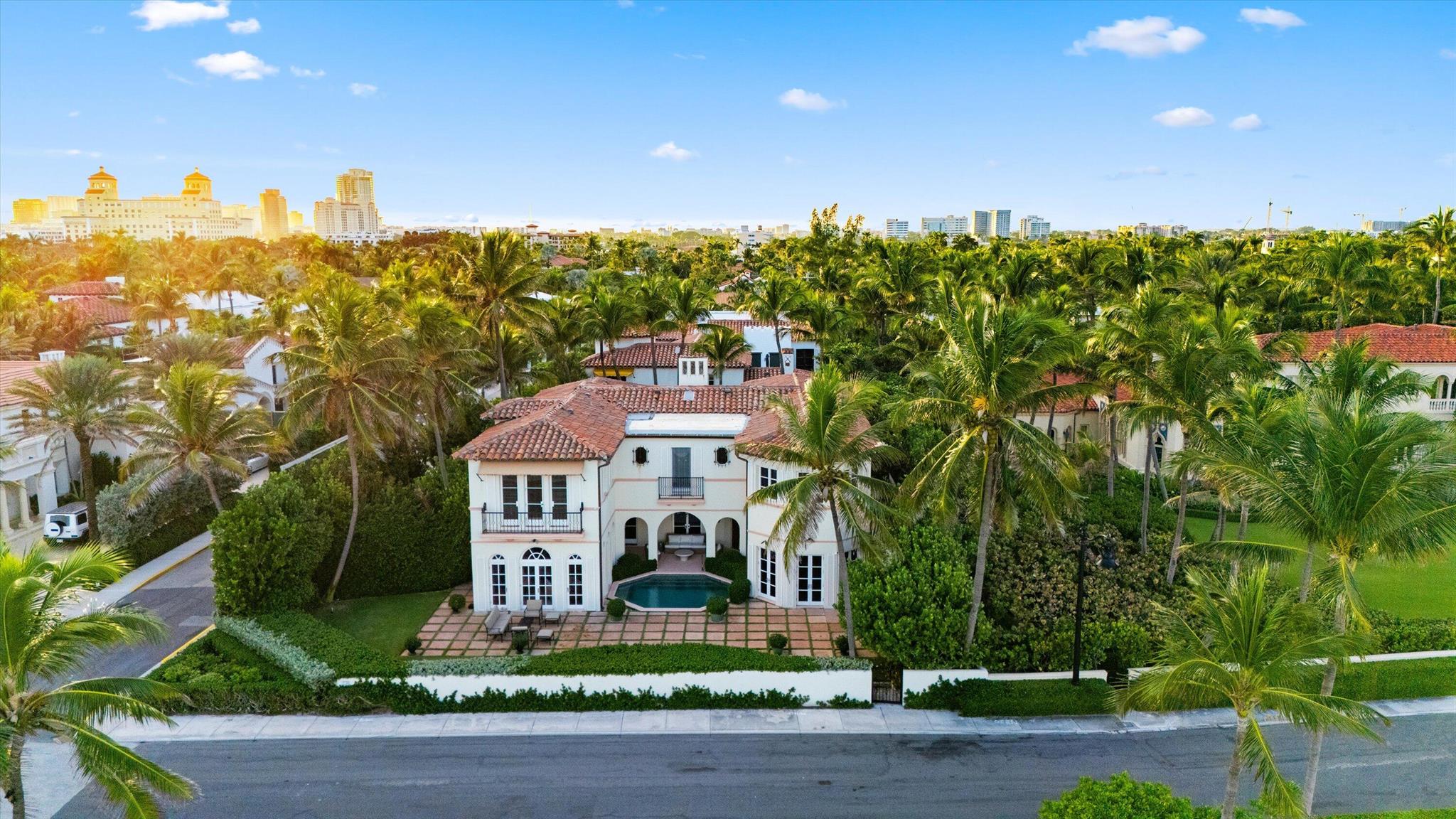 PROXIMITY PARK IN - Residential Lease