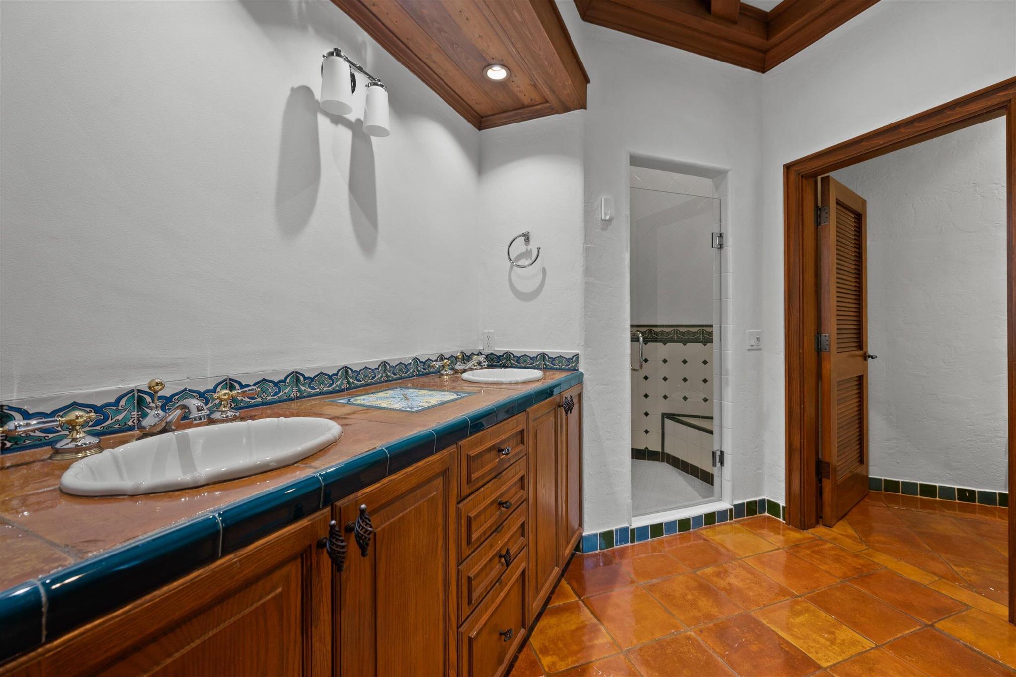 PROXIMITY PARK IN - Residential Lease