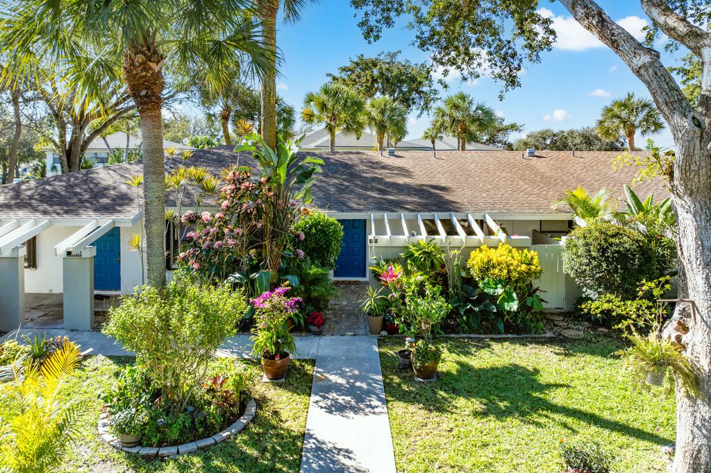 Photo of 2016 SW 29th Court #5b1, Delray Beach, FL 33445 (MLS # R11160912)