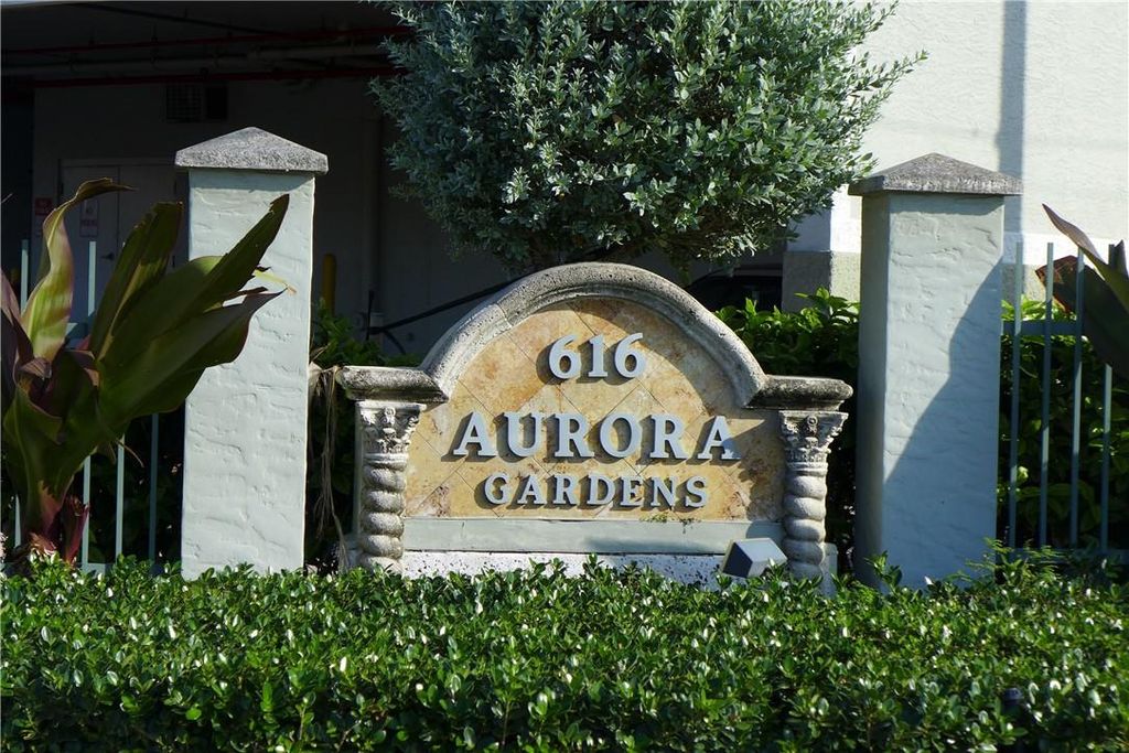 Photo of 616 SE 20 Avenue #202, Deerfield Beach, FL 33441 (MLS # F10441583)