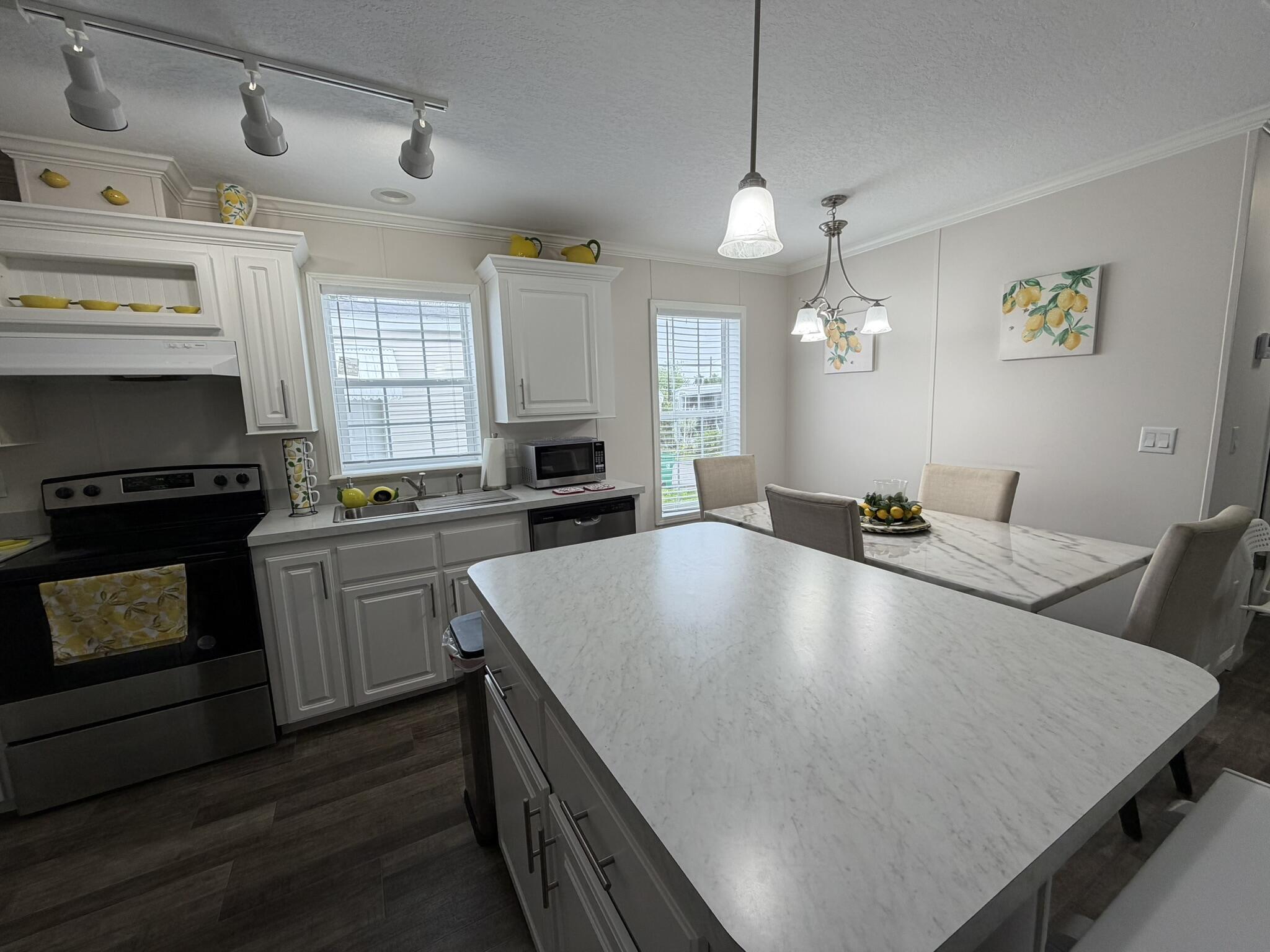 PARK CITY SEC ONE - Residential