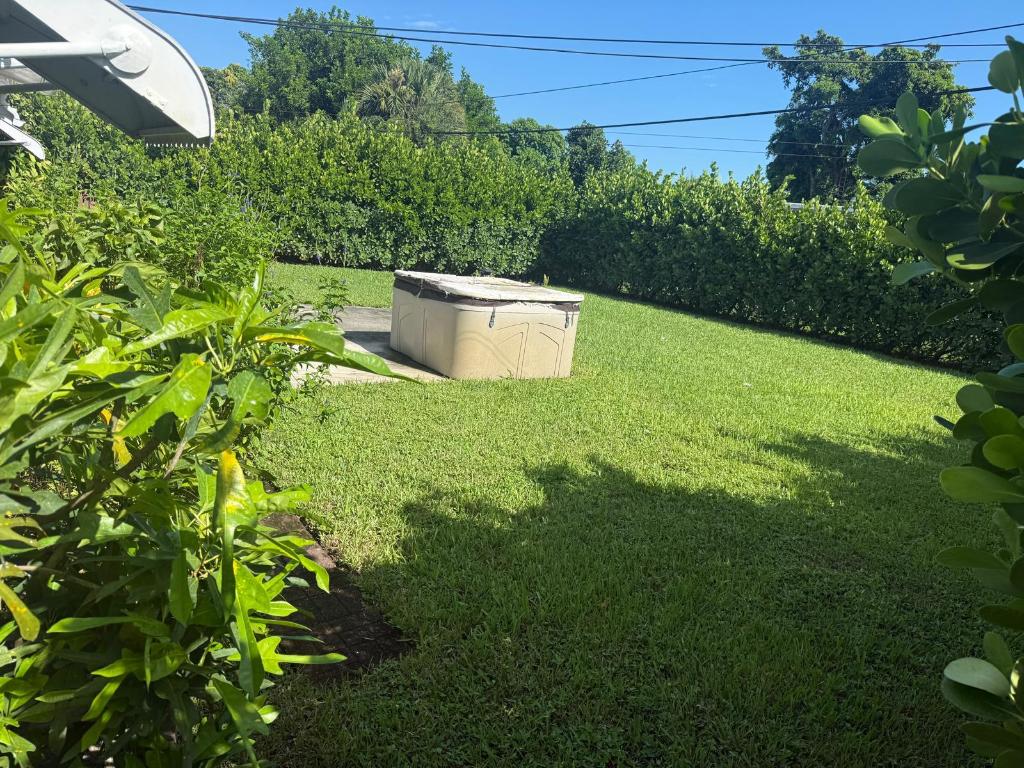 3533 Florida Boulevard