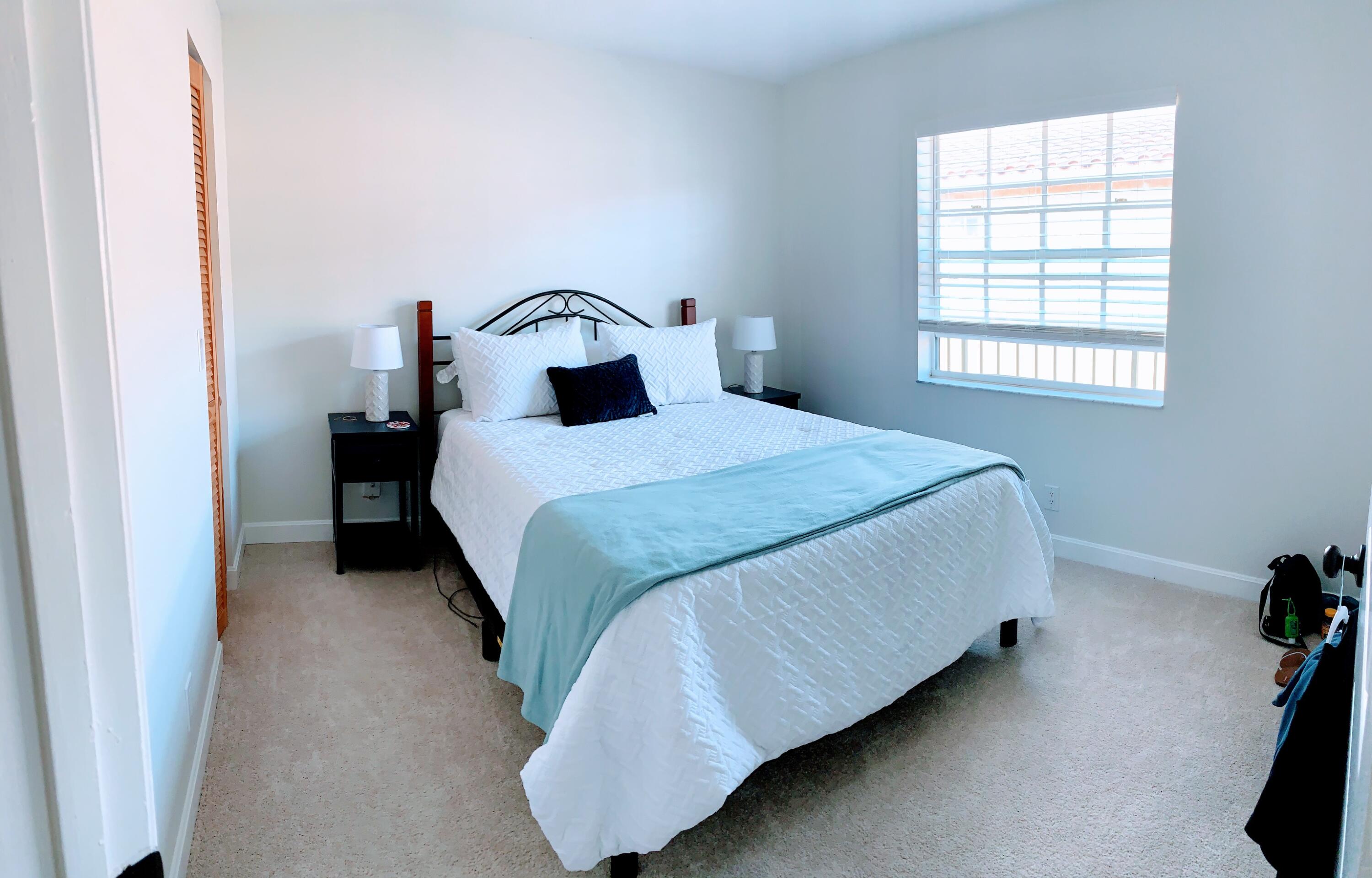 BAY REACH CONDO - Residential Lease