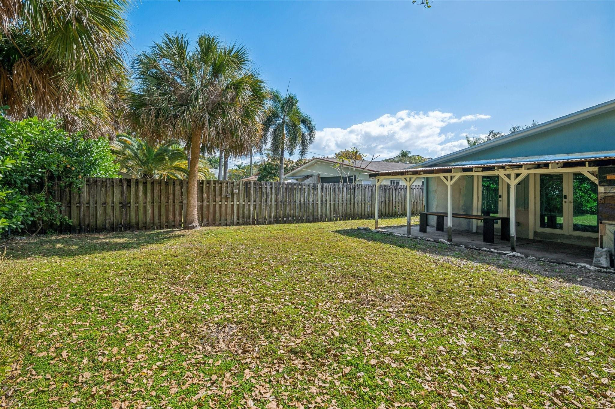 ISLAND VIEW 33-2 B - Residential Lease