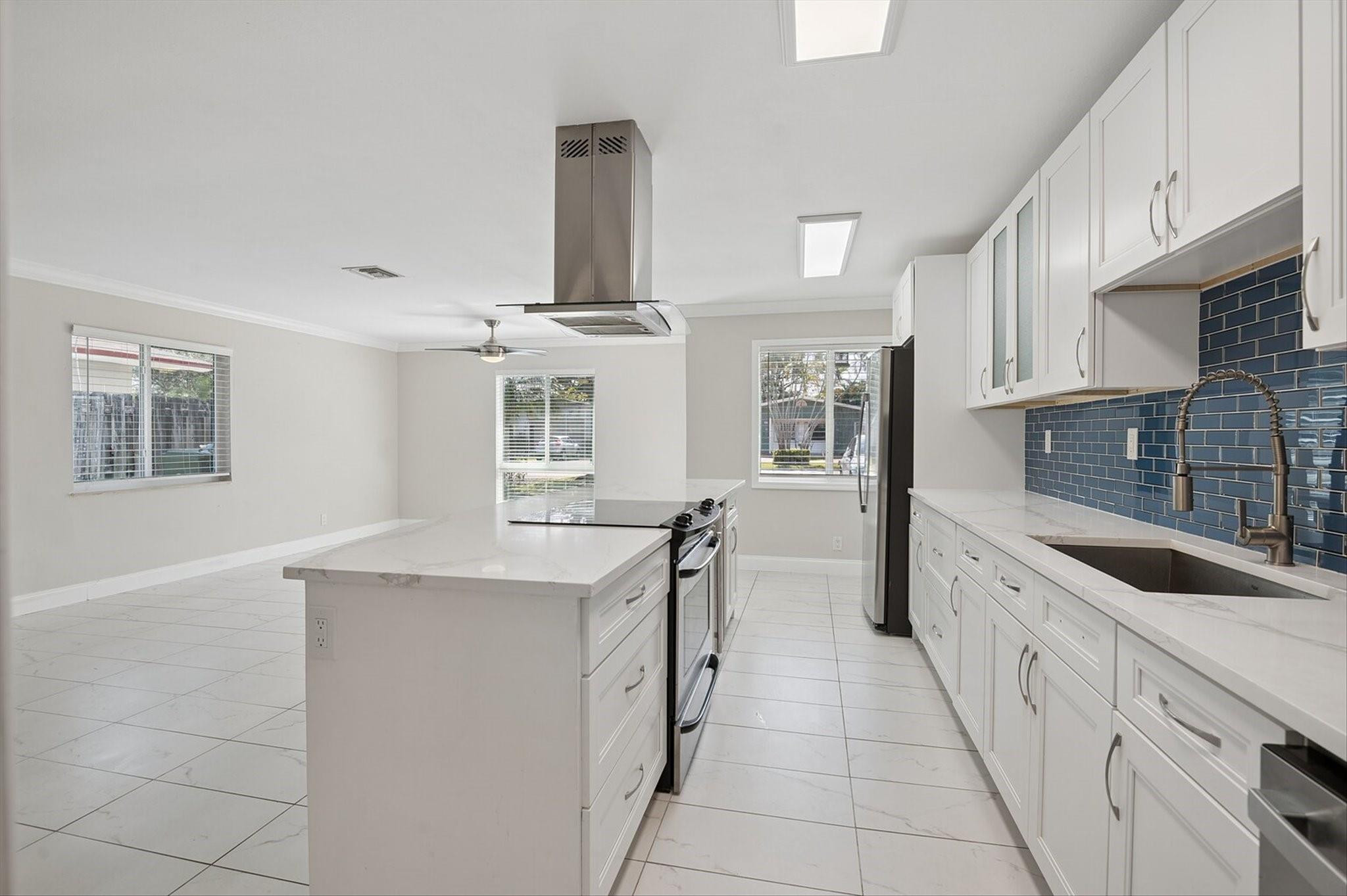 ISLAND VIEW 33-2 B - Residential Lease