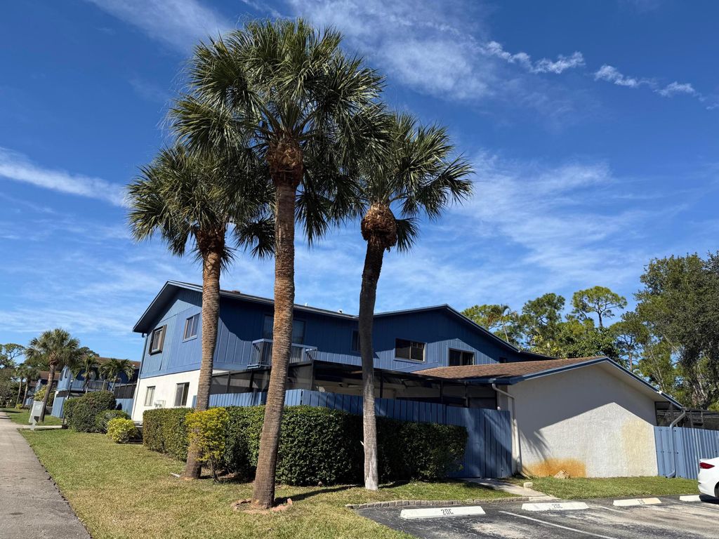 Photo of 4612 Holly Lake Drive, Lake Worth, FL 33463 (MLS # R11159248)