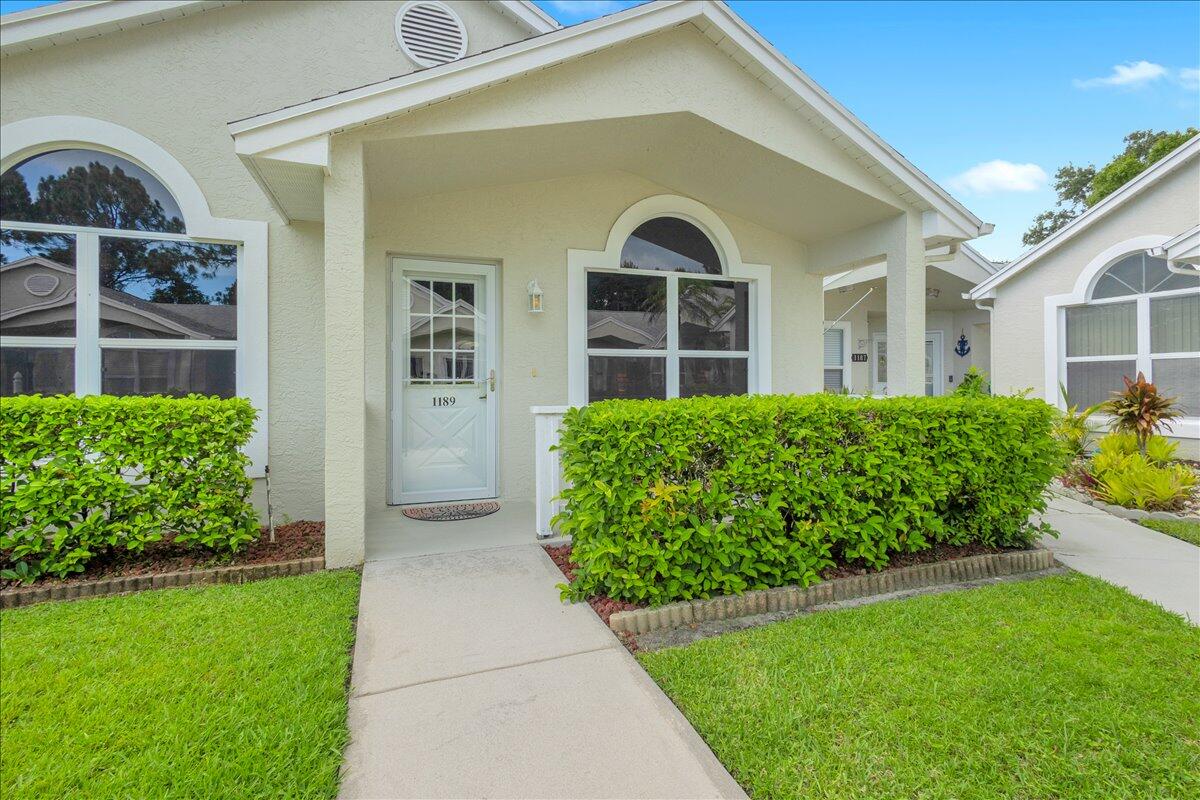 1189 NW Lombardy Drive