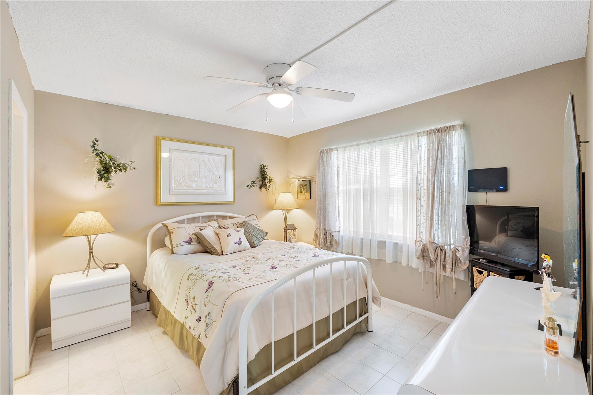 2501 W Golf Blvd 229