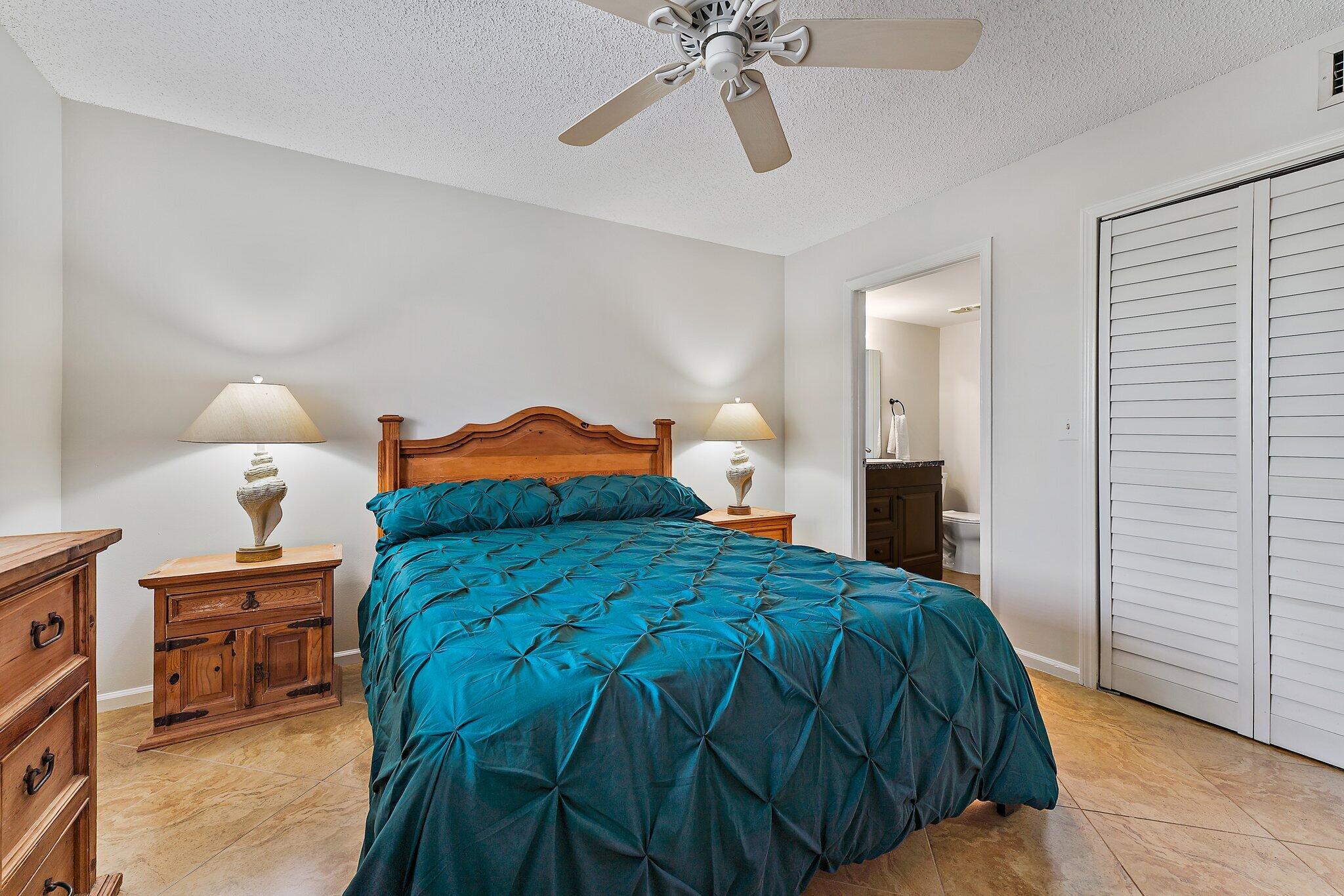 JUPITER BAY ONE THRU SIX CONDO - Residential