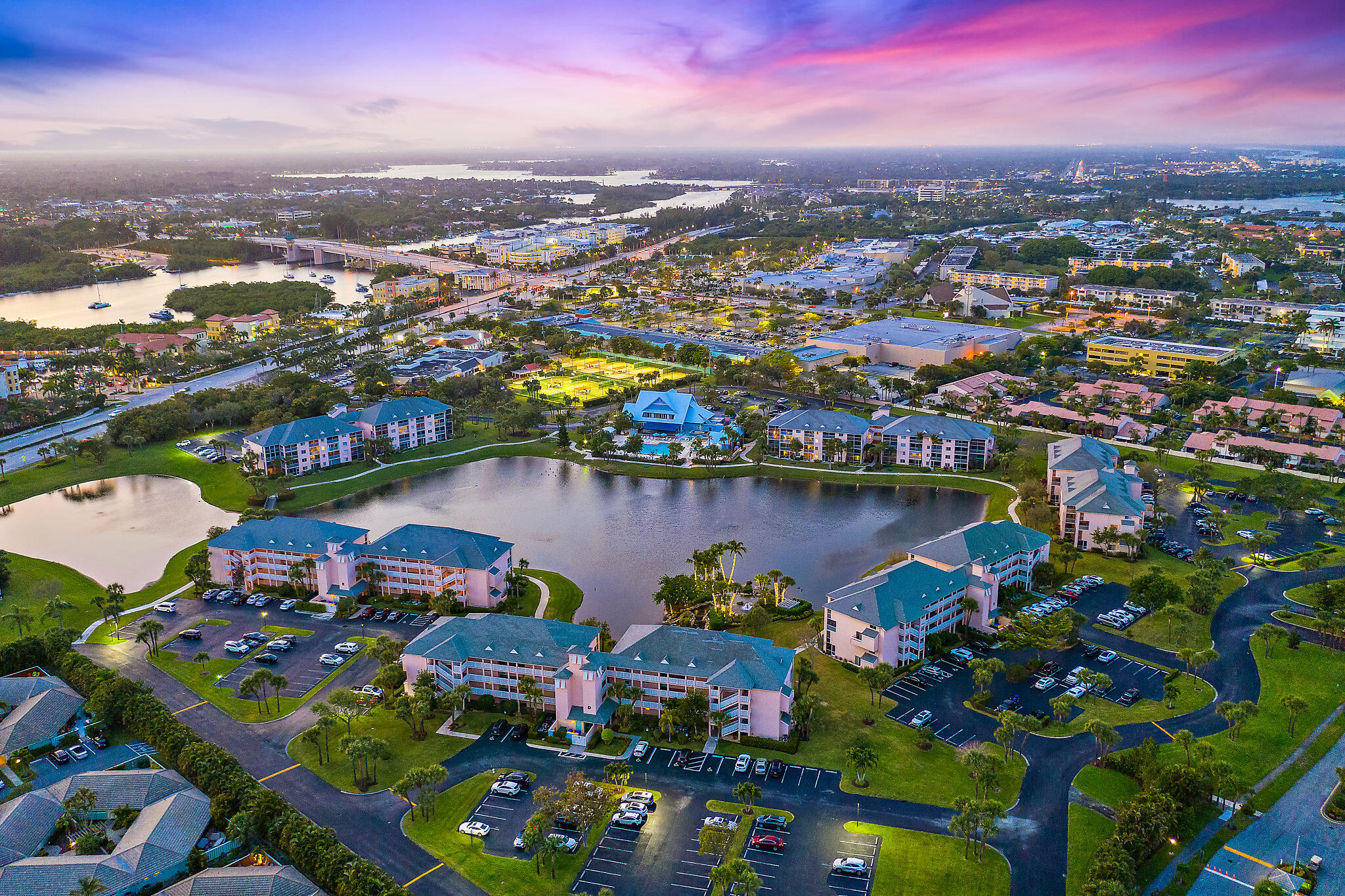 JUPITER BAY ONE THRU SIX CONDO - Residential