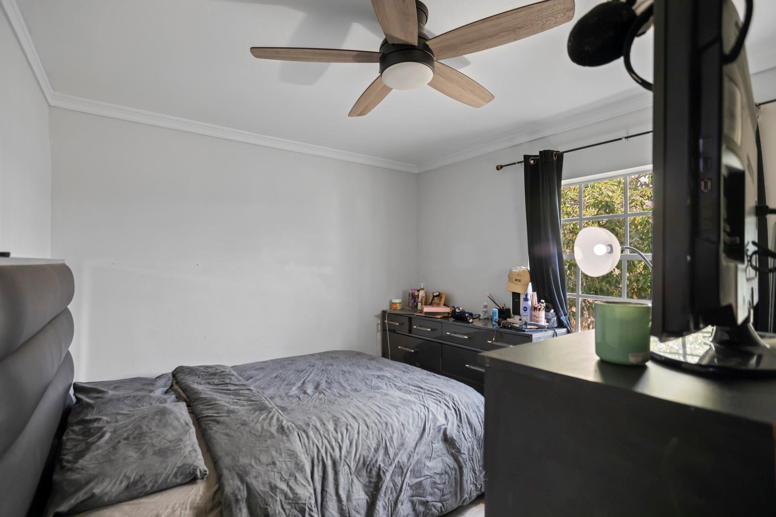 Lauderdale Lakes East Gat - Residential