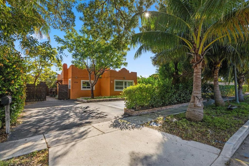 Photo of 6704 Garden Avenue, West Palm Beach, FL 33405 (MLS # R11157774)