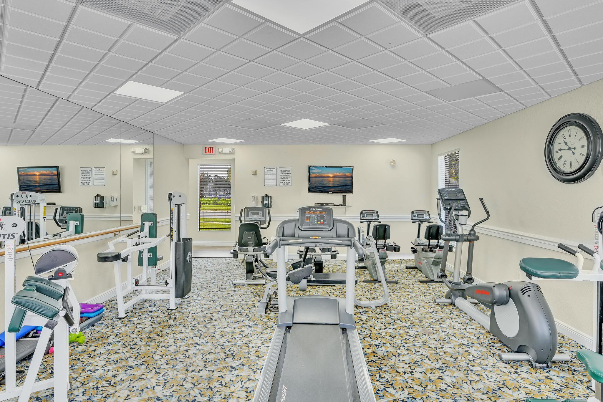 KINGS POINT - Residential