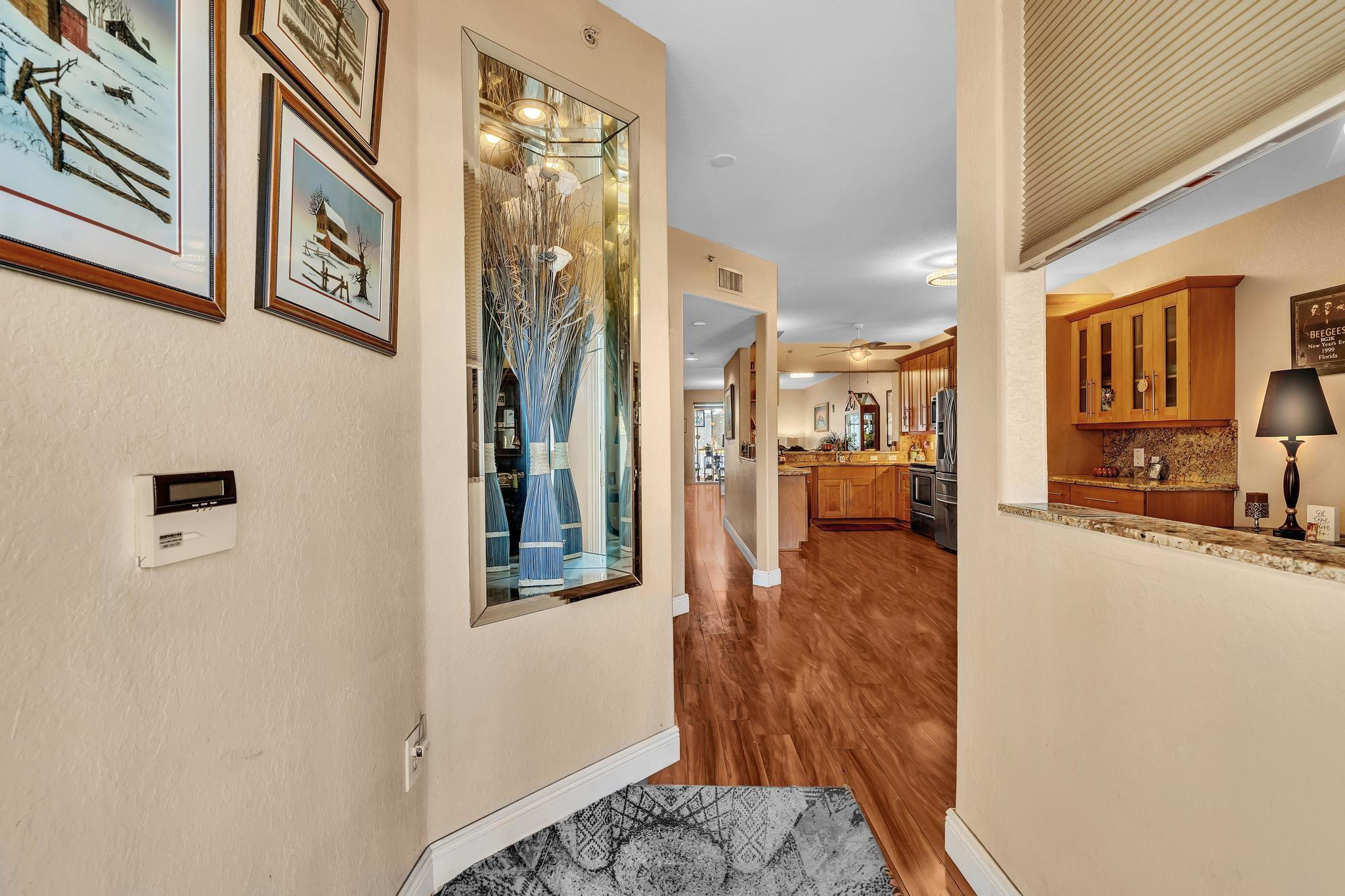 KINGS POINT - Residential