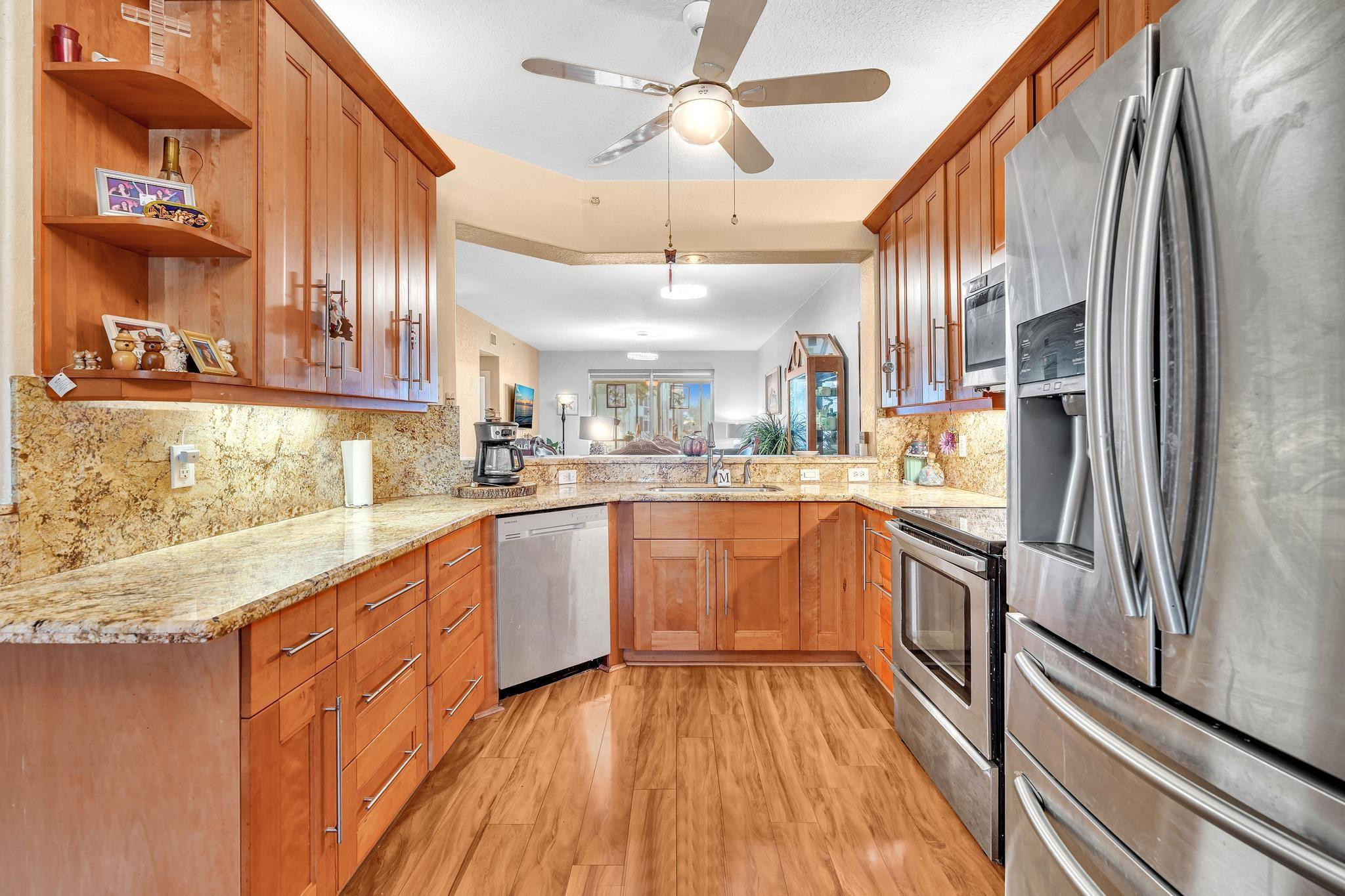 KINGS POINT - Residential