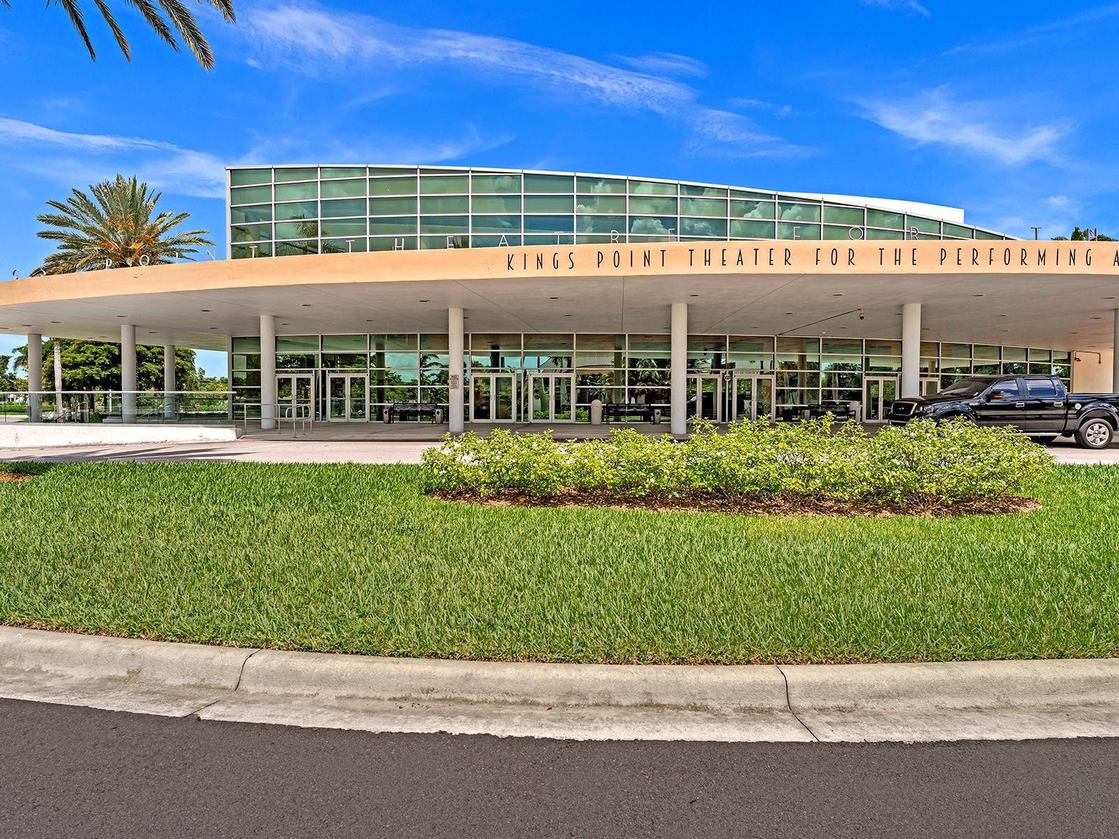 KINGS POINT - Residential