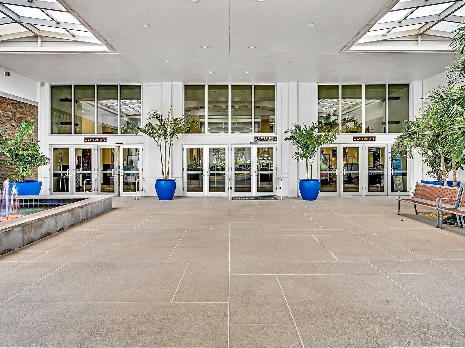 KINGS POINT - Residential