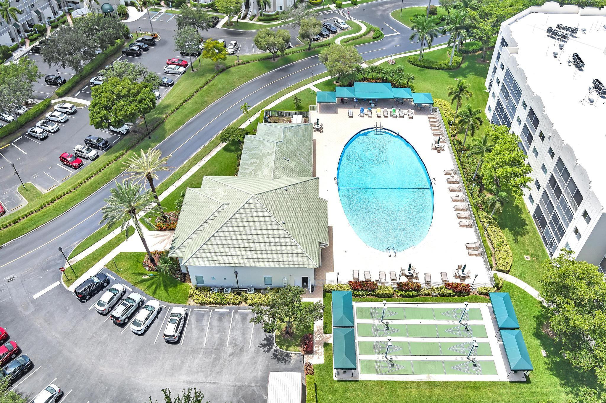 KINGS POINT - Residential