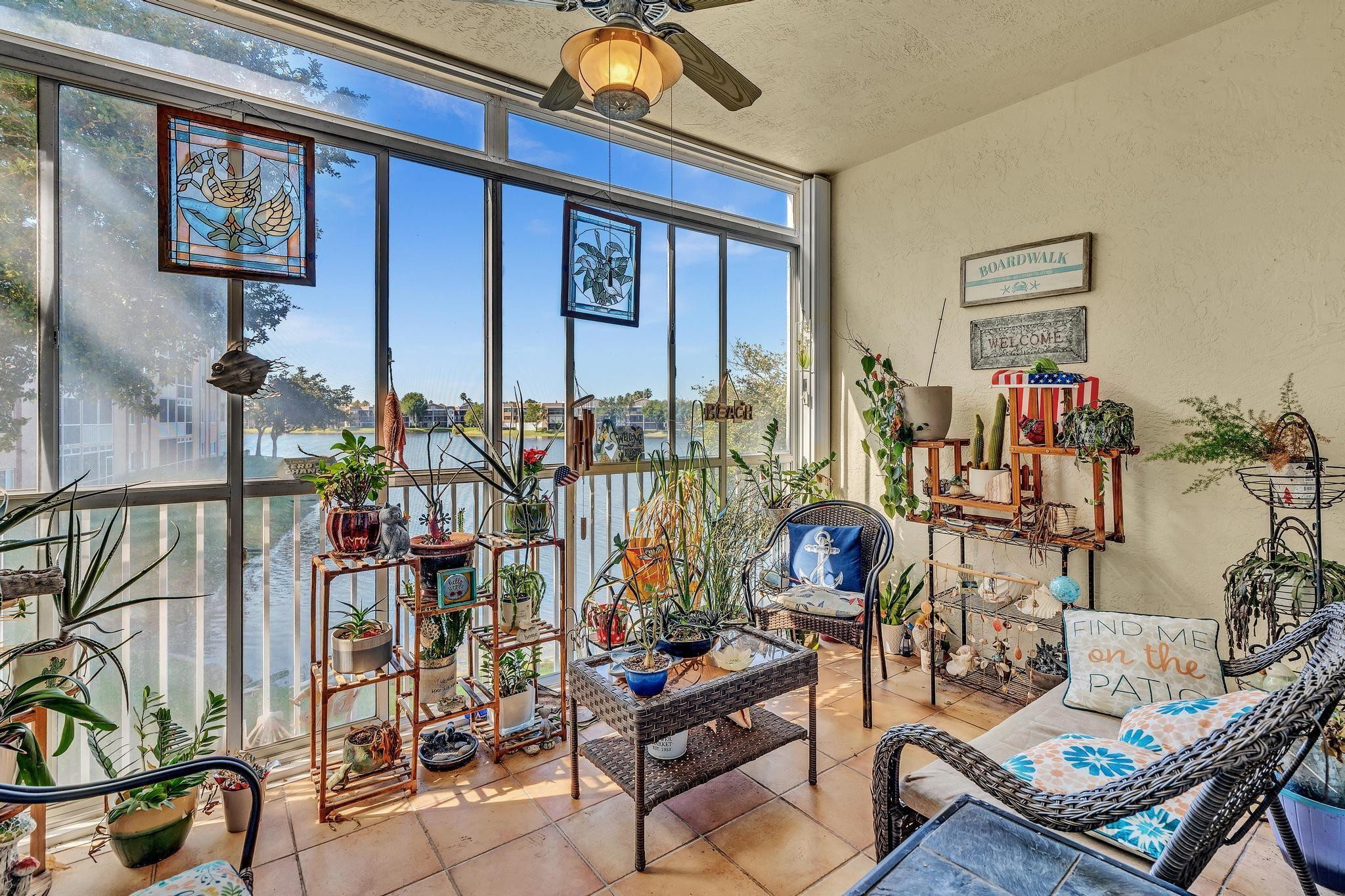 KINGS POINT - Residential